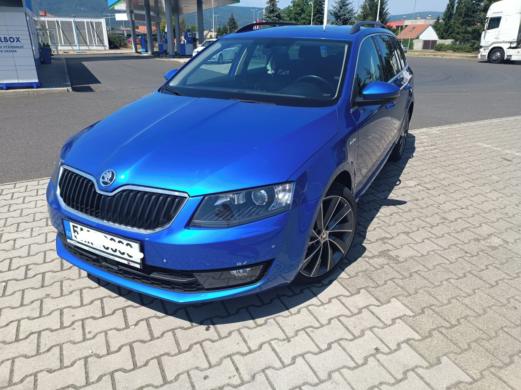 Škoda Octavia, Škoda Octavia III, 2.0 TDI L&K - fotka 2