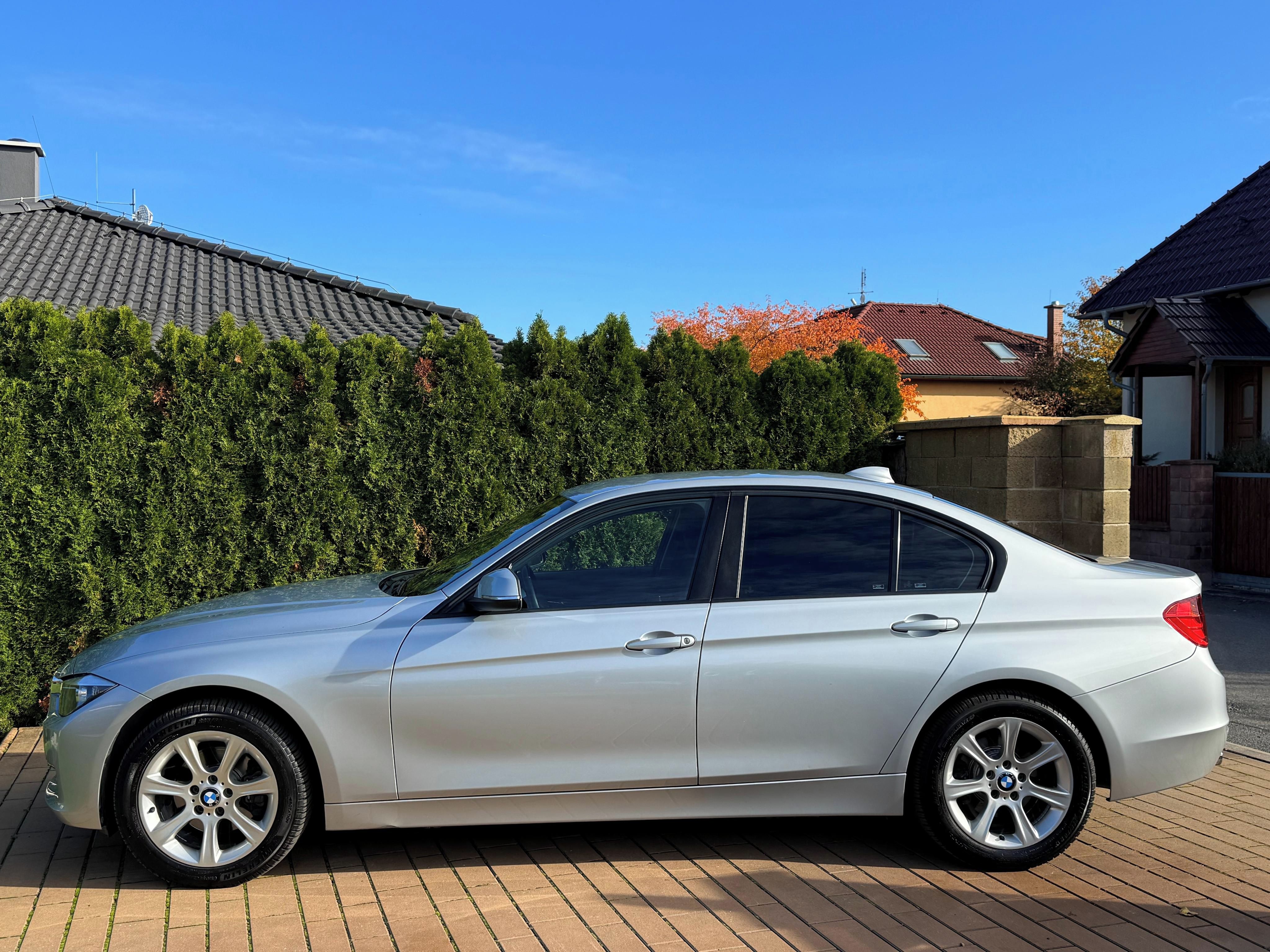 BMW Řada 3, 320D xDrive 135kW NOVÉ ROZVODY - fotka 2