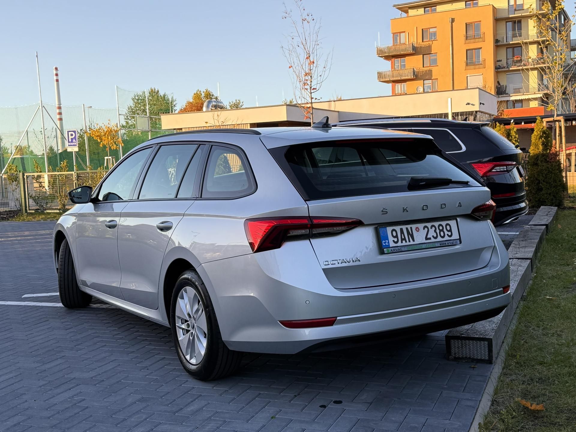 Škoda Octavia, 2.0 TDi 85 kW - fotka 3