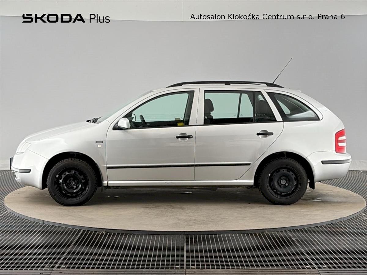 Škoda Fabia, 1,4i 16V55 kW Classic - fotka 3