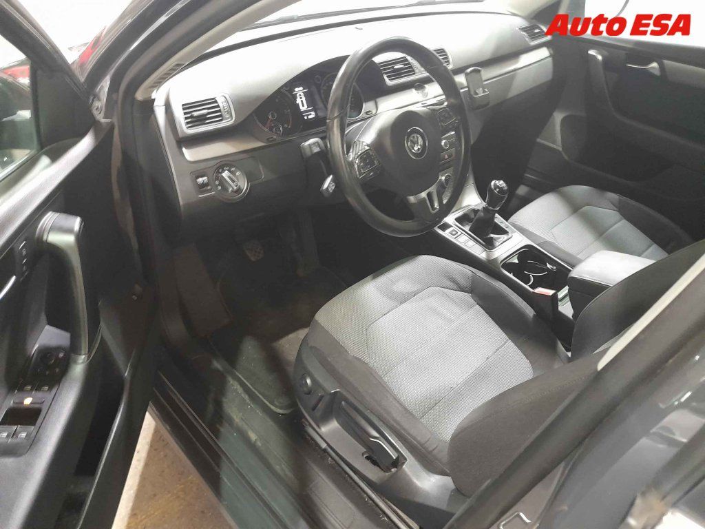 Volkswagen Passat, 2.0TDi - fotka 3