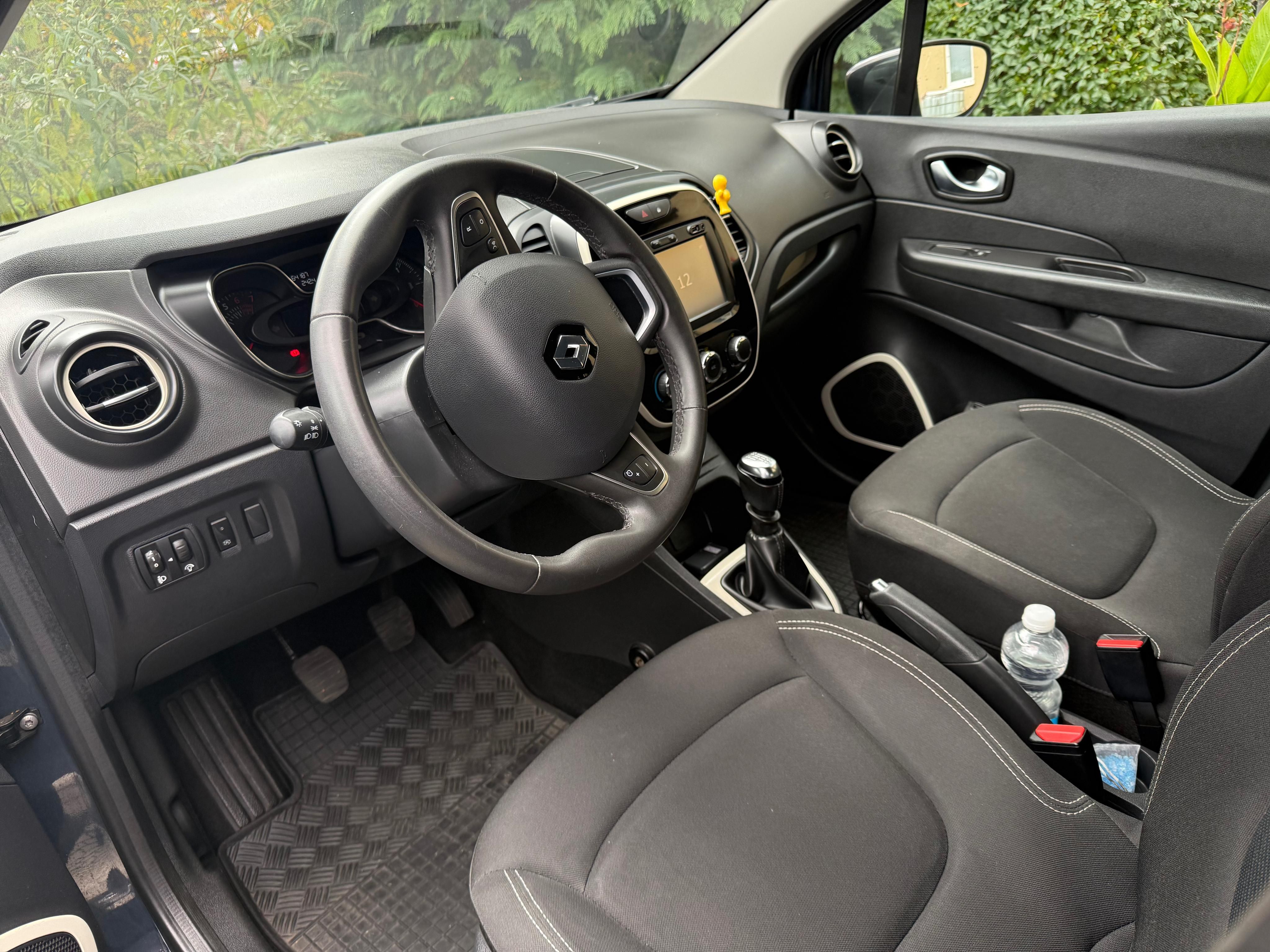 Renault Captur, TOP STAV Renault Captur TCe - fotka 2