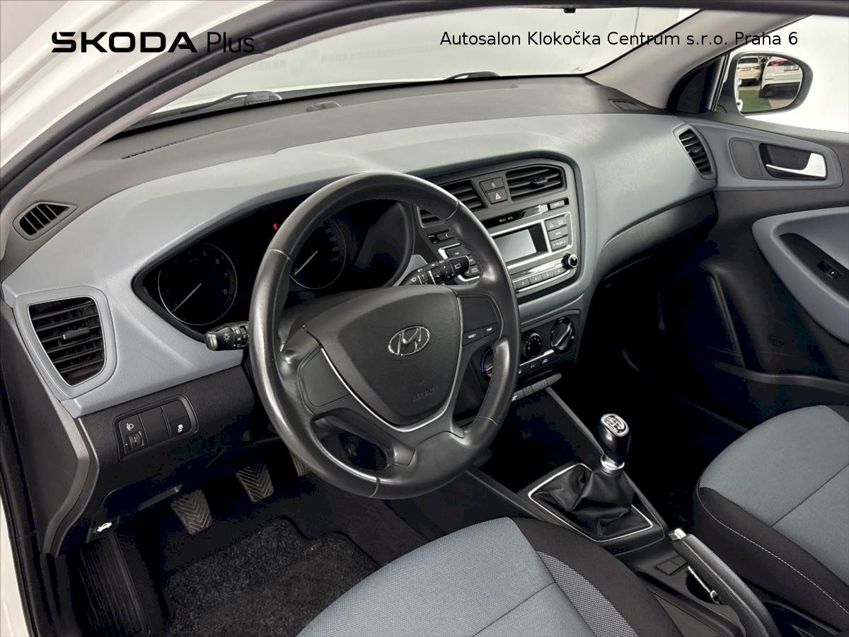 Hyundai i20, 1,2i55 kW - fotka 6