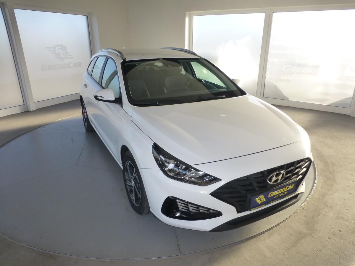 Hyundai i30, 1,6CRDI*ALU*AC**PARK.S**KAMERA - fotka 4