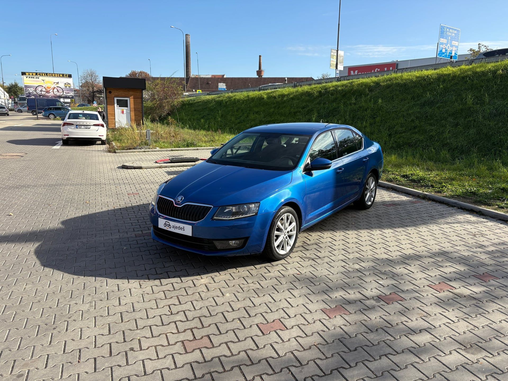 Škoda Octavia, 2.0 TDI DSG/servis/1.majitel