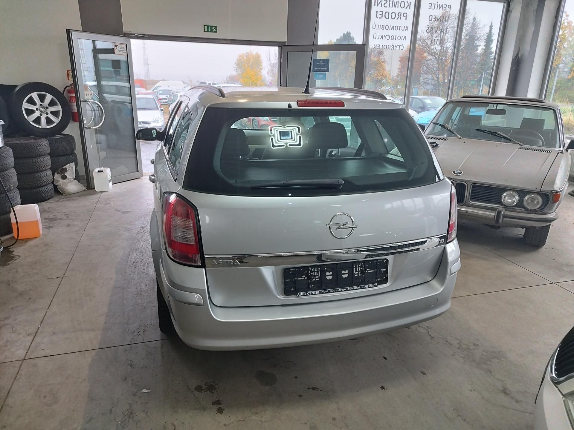 Opel Astra, 1.6i,85kW,KLIM. - fotka 5