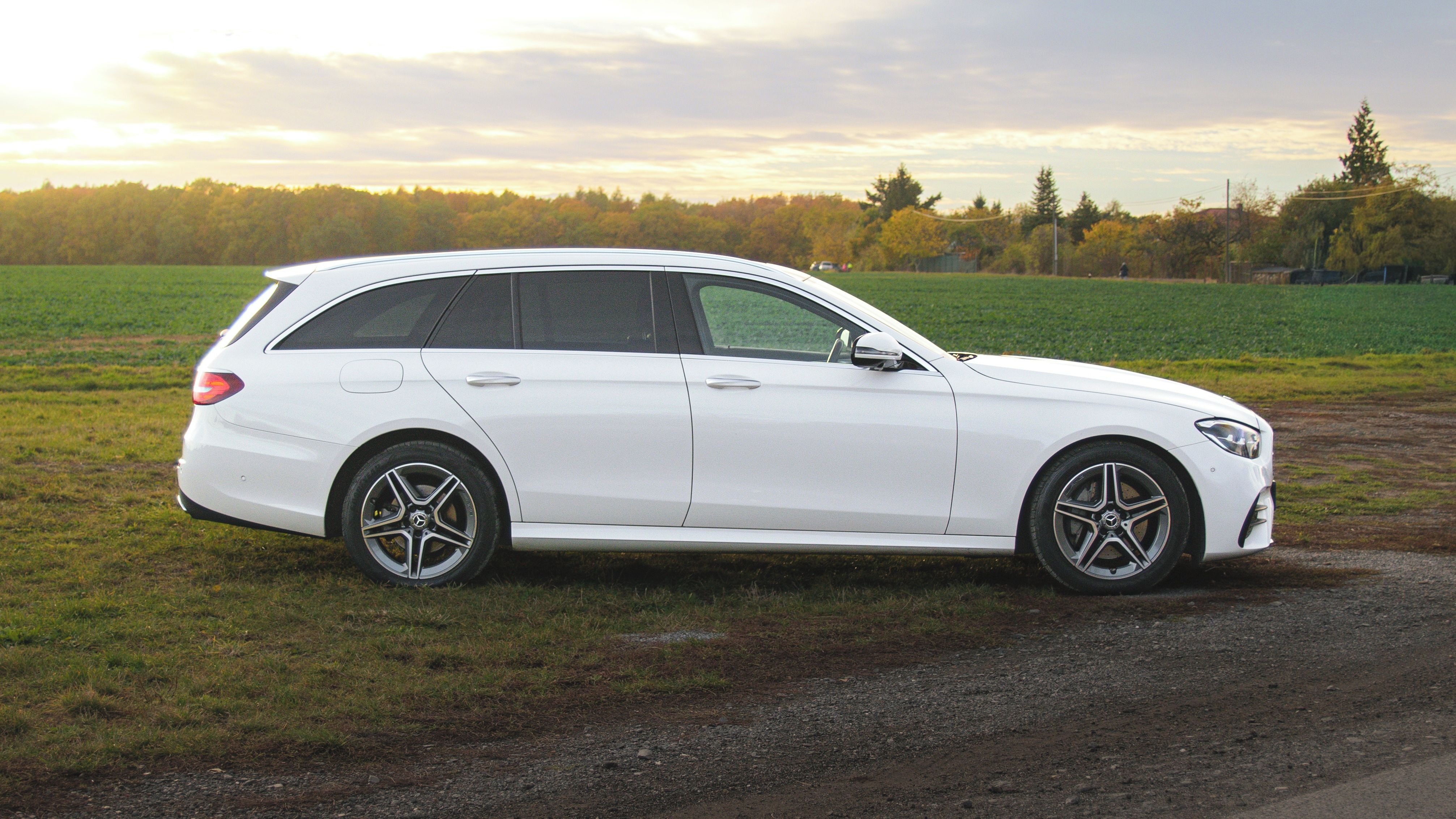 Mercedes-Benz Třídy E, 220D 2,0/147kW DPH Tažné - fotka 4