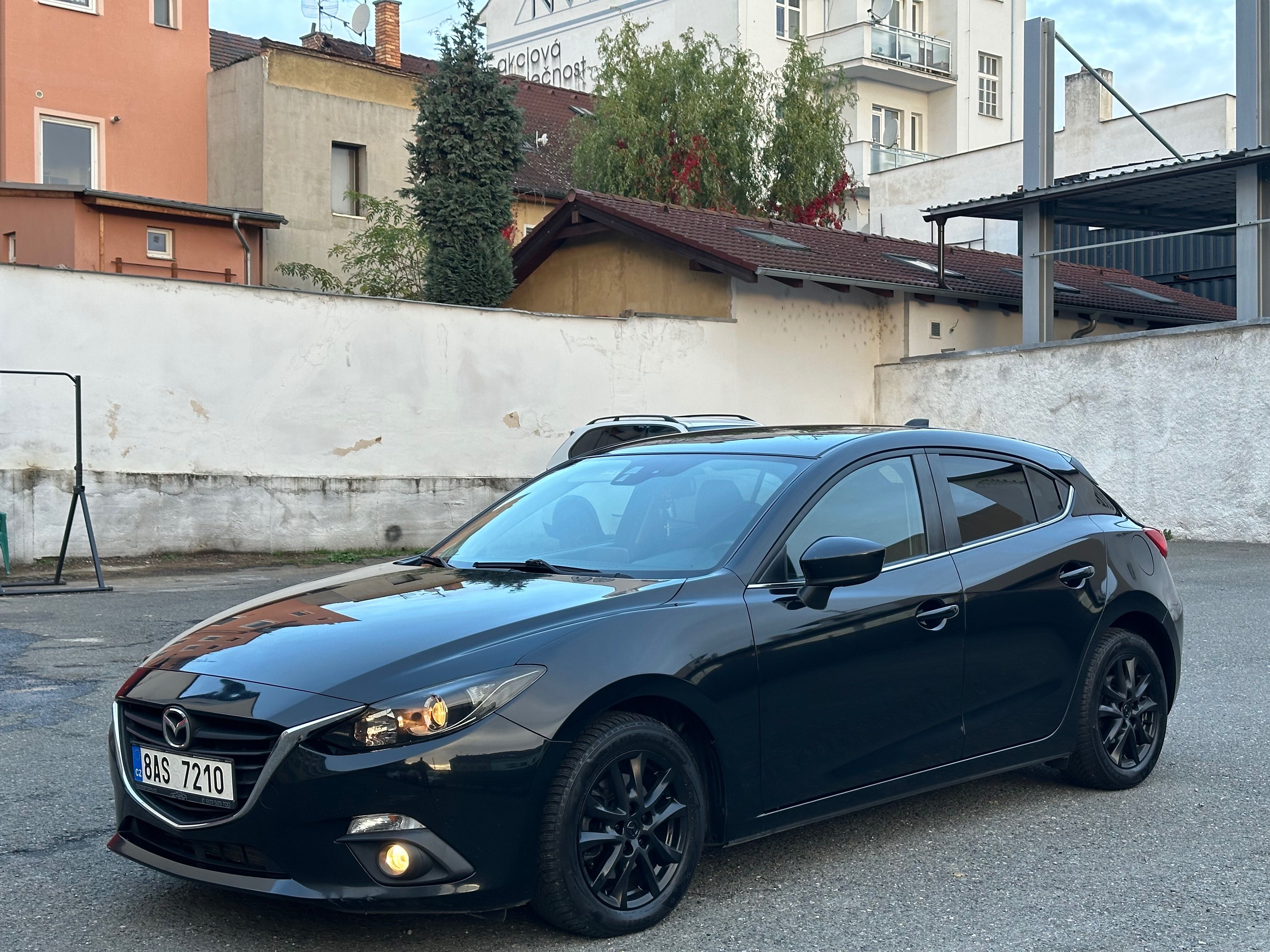 Mazda 3, 2.2D Skyactiv 110Kw - fotka 3