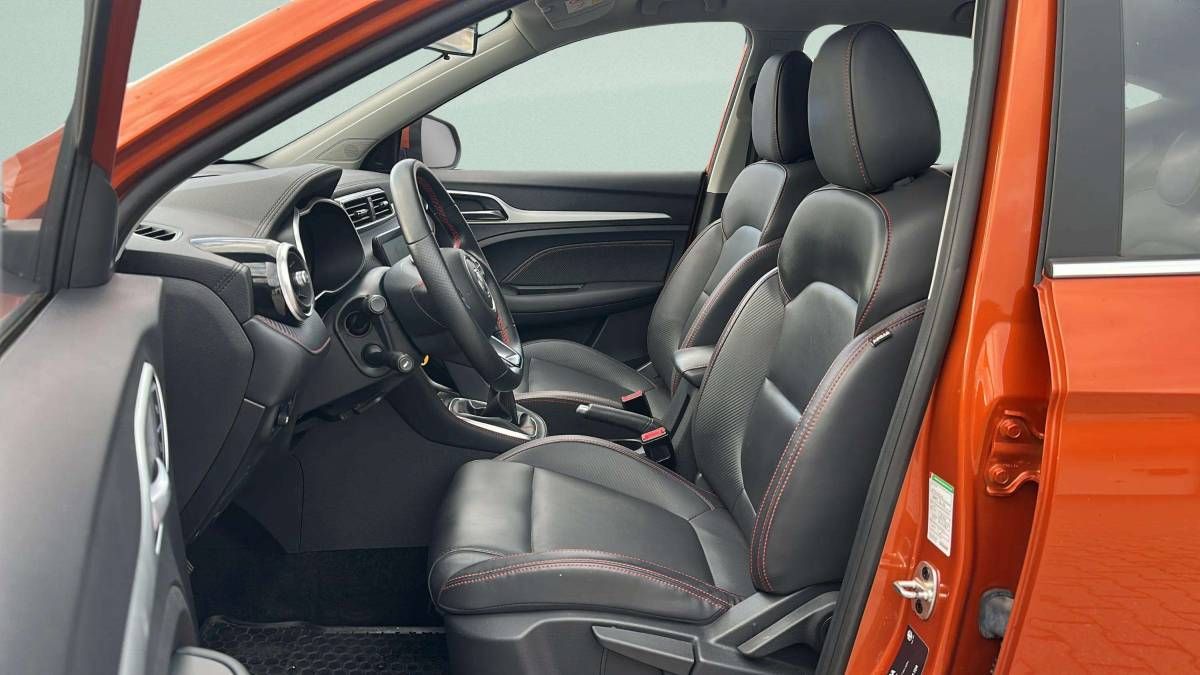 MG ZS, Emotion 1,5 78kW MT5/5222 - fotka 6