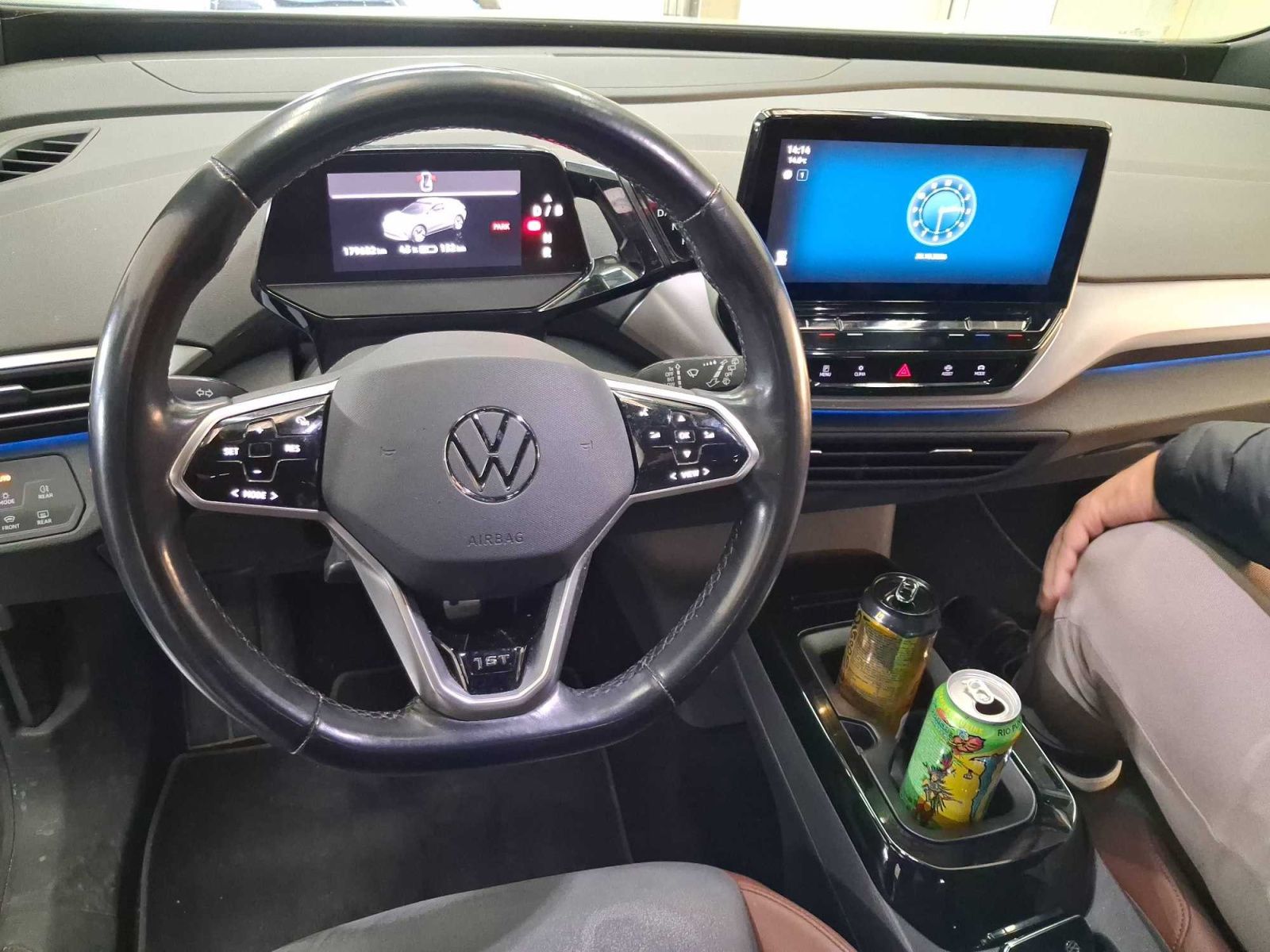 Volkswagen ID.4, Pro Perf. (82 kWh), SoH 84% - fotka 3