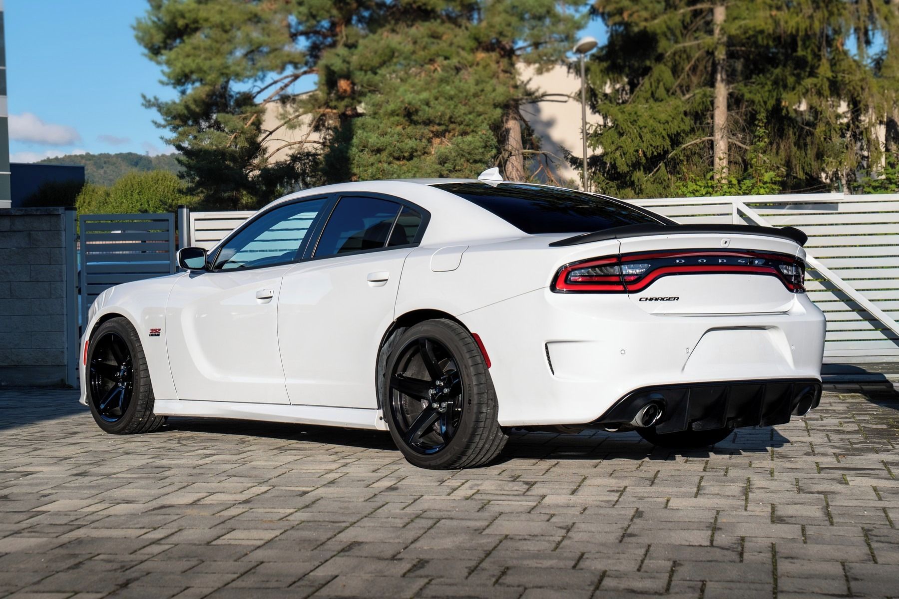 Dodge Charger, 6.4L V8 Scat Pack 2019 DPH - fotka 5