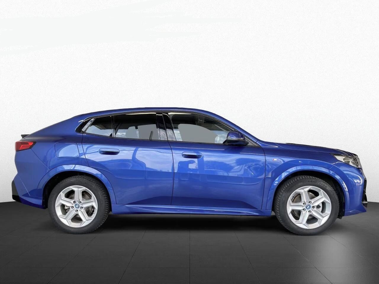 BMW iX2, eDrive 20 M SPORT*Kamera*Navi* - fotka 5