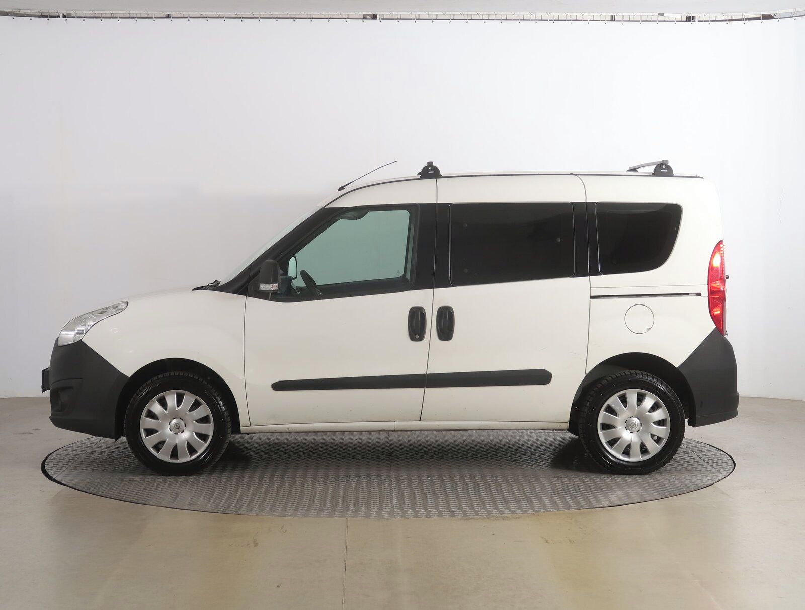 Opel Combo, 1.4 16V, 5Míst, ČR, 1Maj, DPH - fotka 3