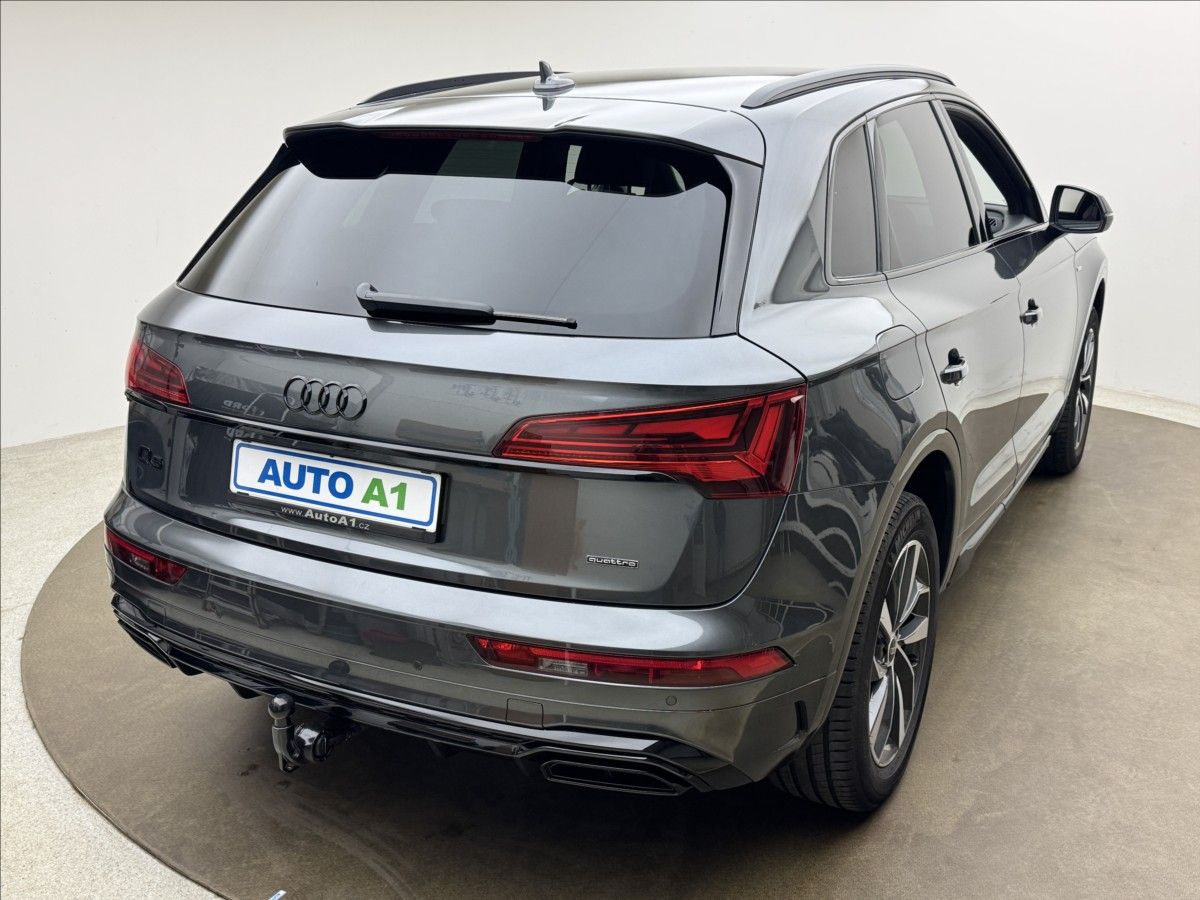 Audi Q5, 2,0 S-LINE MATRIX ZÁRUKA TAŽNÉ - fotka 4