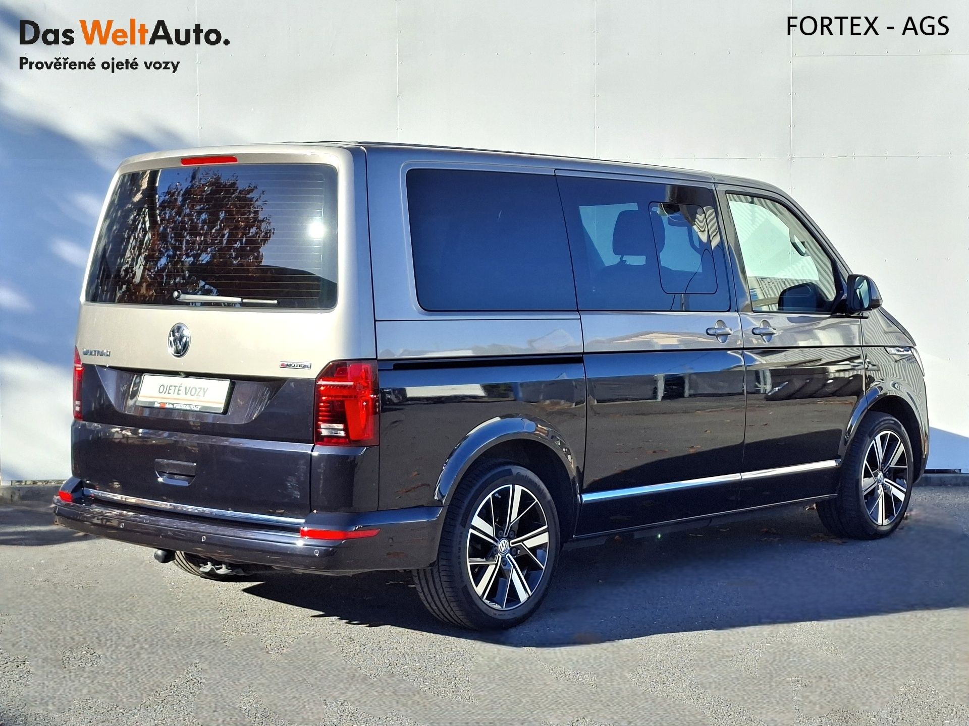 Volkswagen Multivan, Highline,2.0 TDI,146kW,DSG,4Mo - fotka 2
