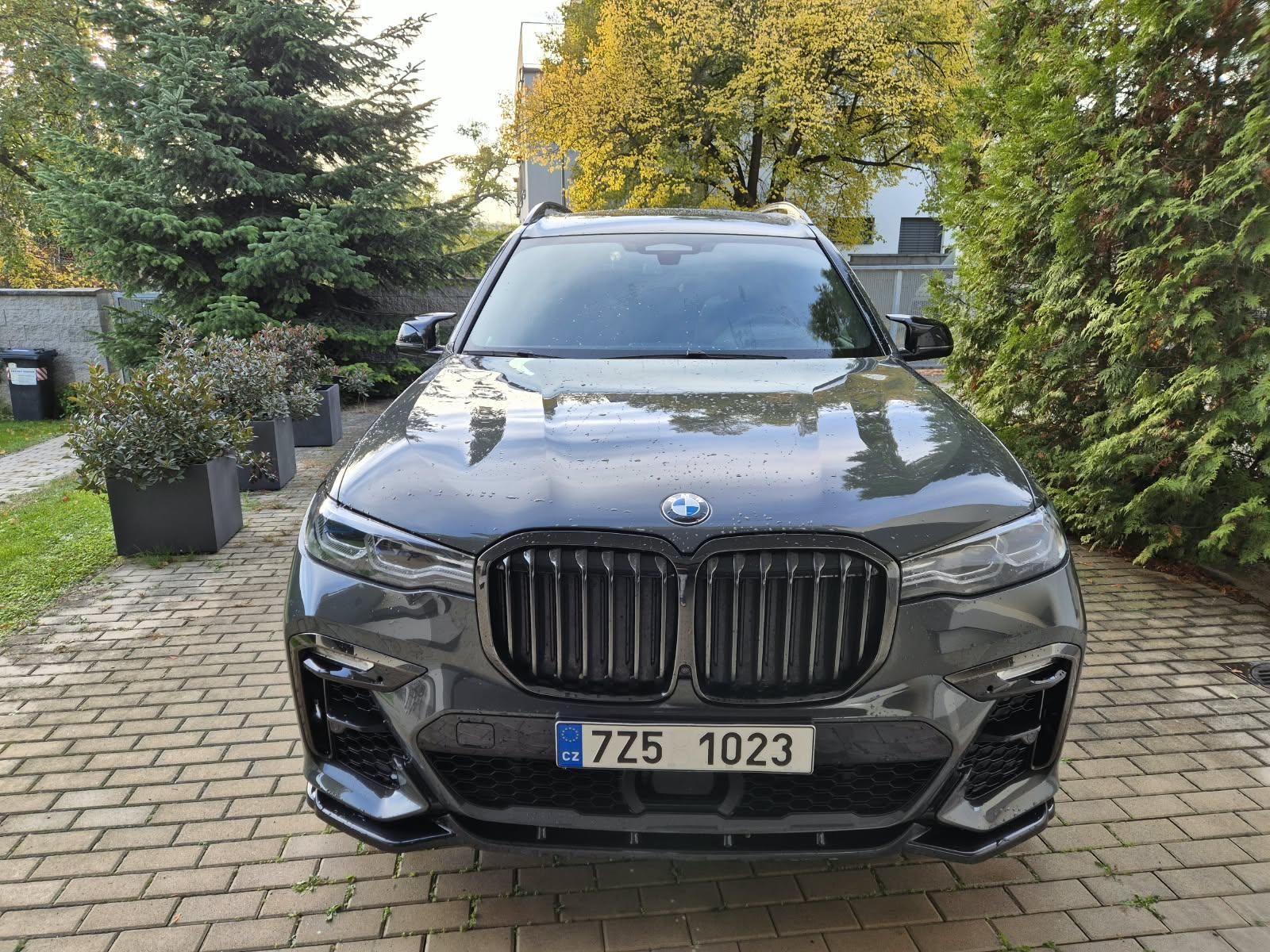 BMW X7, 40d Xdrive Individual - fotka 4