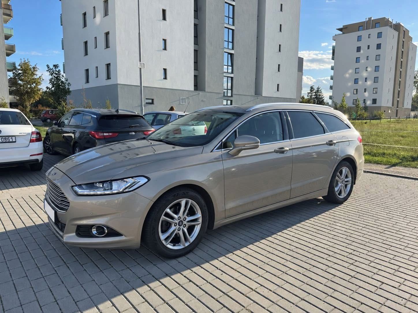 Ford Mondeo, 132 kW,ACC,LED,masáže,bufík - fotka 3