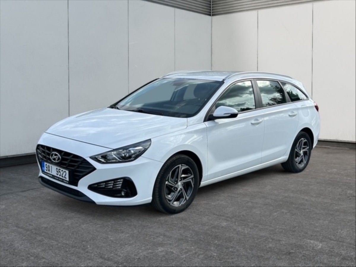 Hyundai i30, 1,5 i Family Comfort - fotka 3