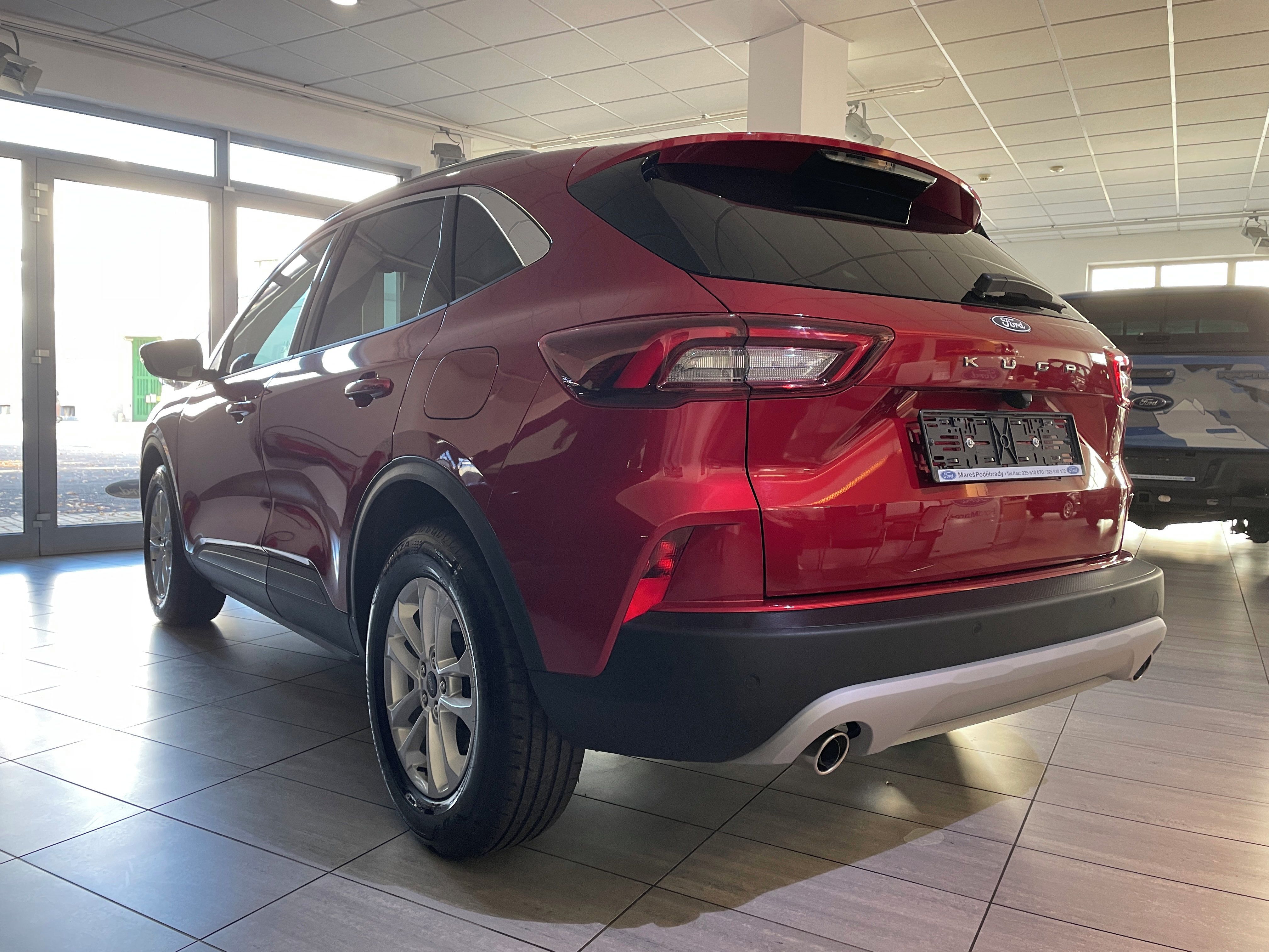 Ford Kuga, Titanium 1.5 EcoBoost 110kW - fotka 4