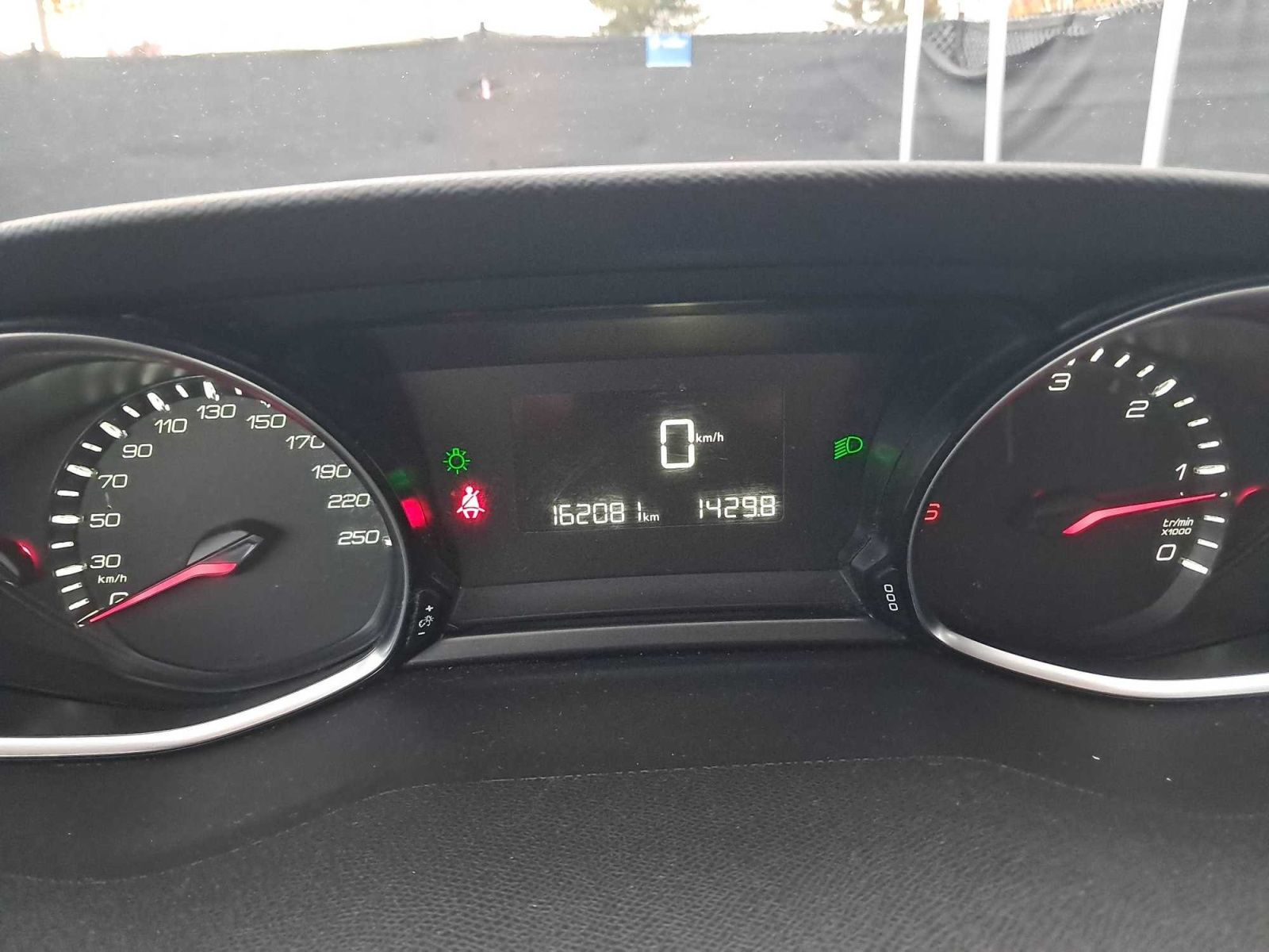 Peugeot 308, 1.6 HDi, Serv.kniha, Navi - fotka 3