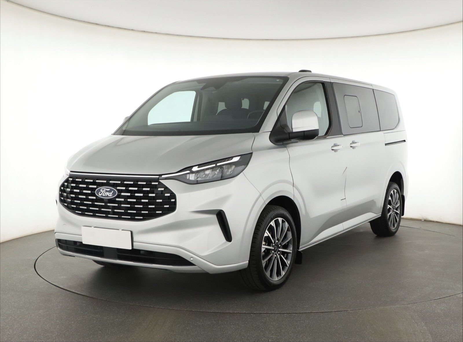 Ford Tourneo Custom, 2.0 EcoBlue AWD, Titanium - fotka 3