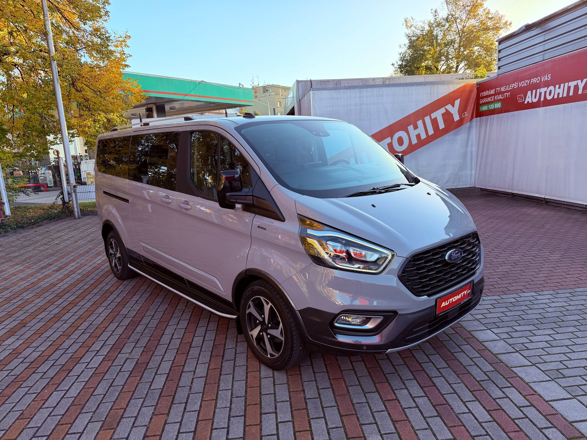 Ford Tourneo Custom, 2.0 EcoBlue Titanium L2, ČR, 8 - fotka 5