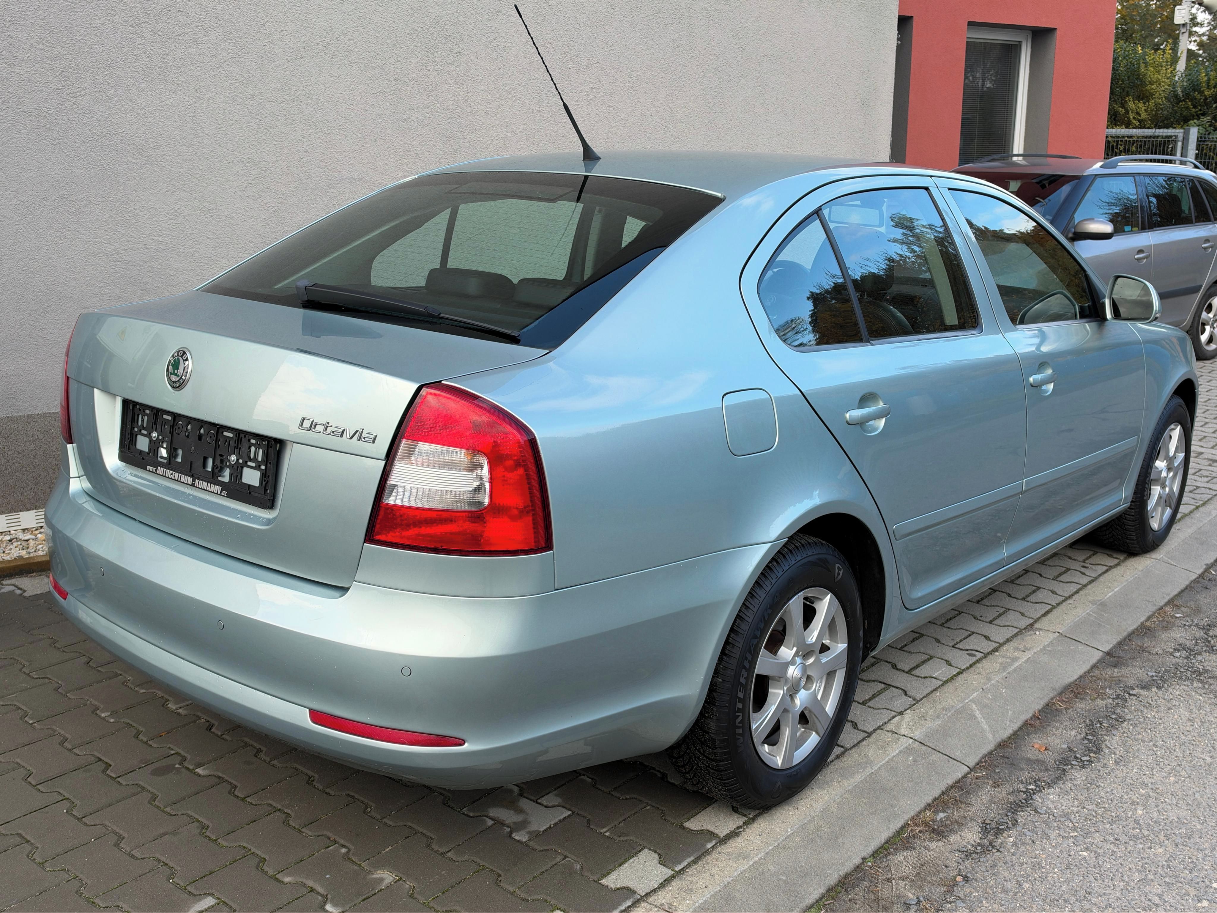 Škoda Octavia, 1.4 TSI 90kW Elegance - fotka 6