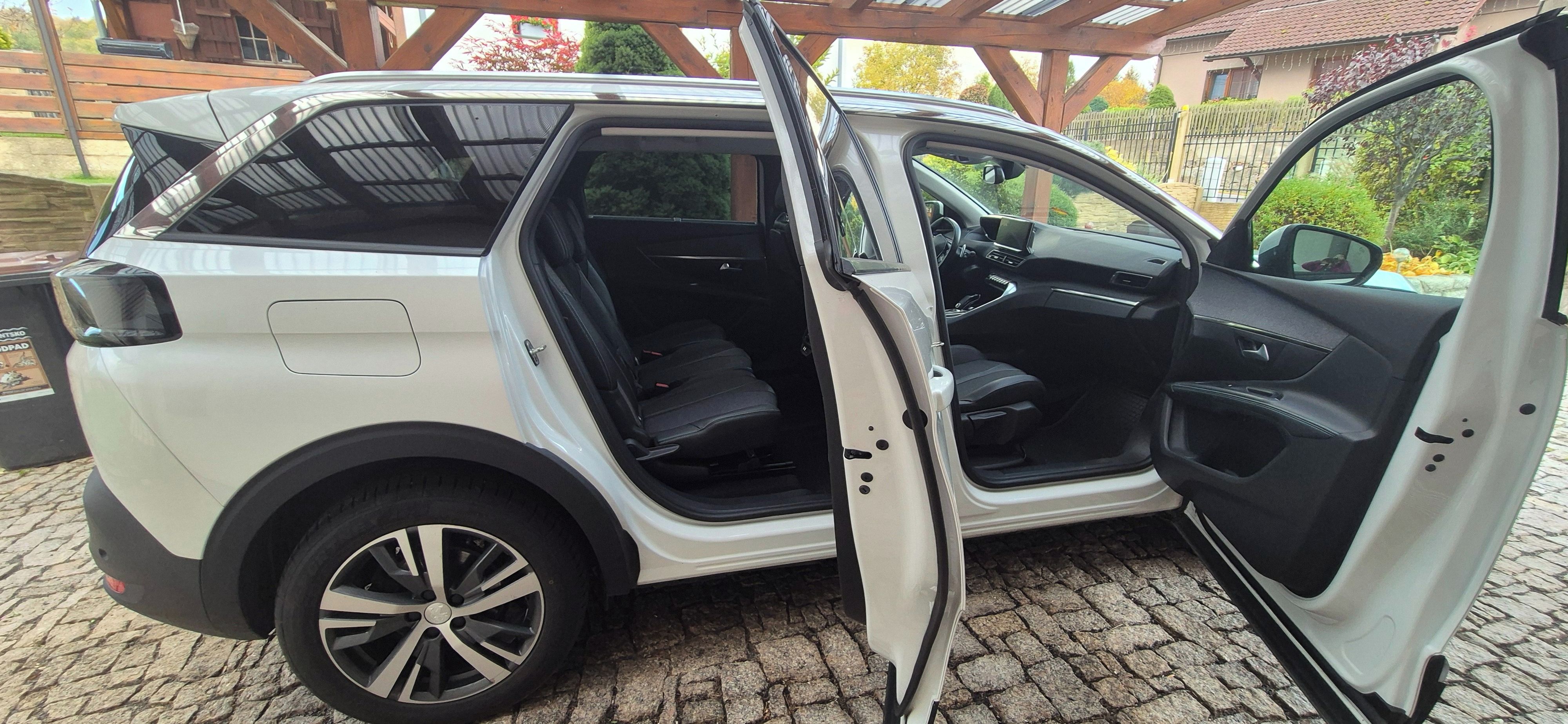 Peugeot 5008, 2.0 Blue HDi - fotka 4