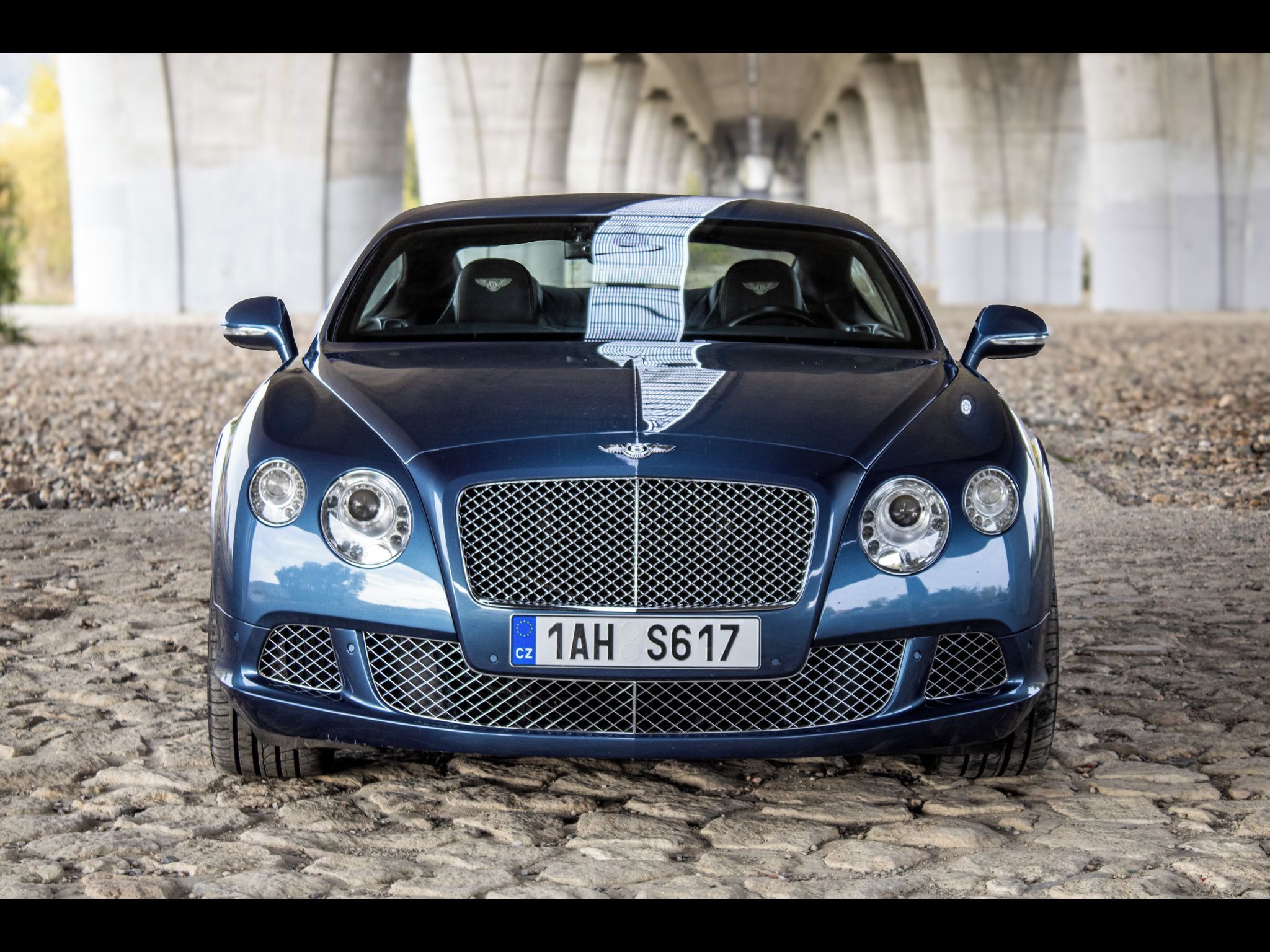 Bentley Continental GT - fotka 2