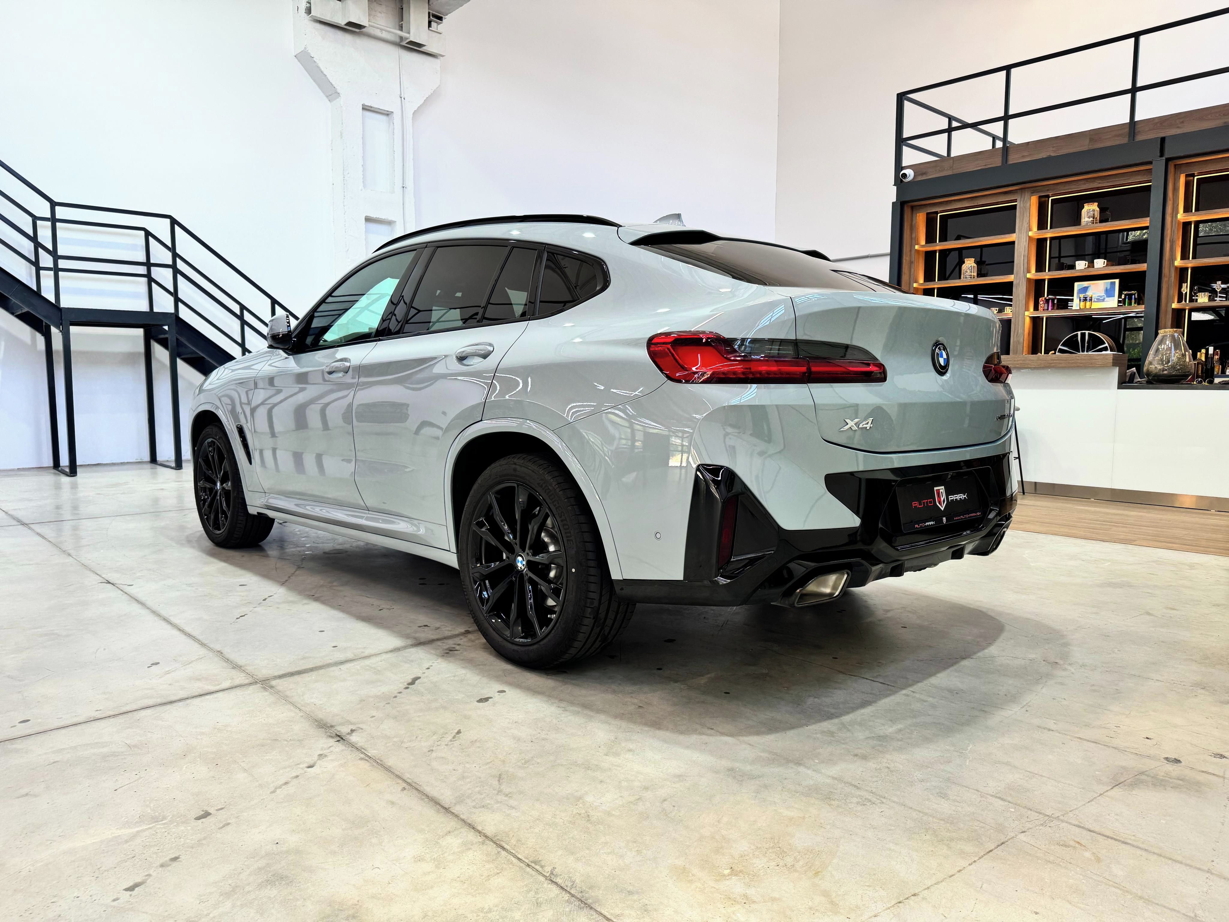 BMW X4, BMW X4 xDrive20d mHEV A/T - fotka 4