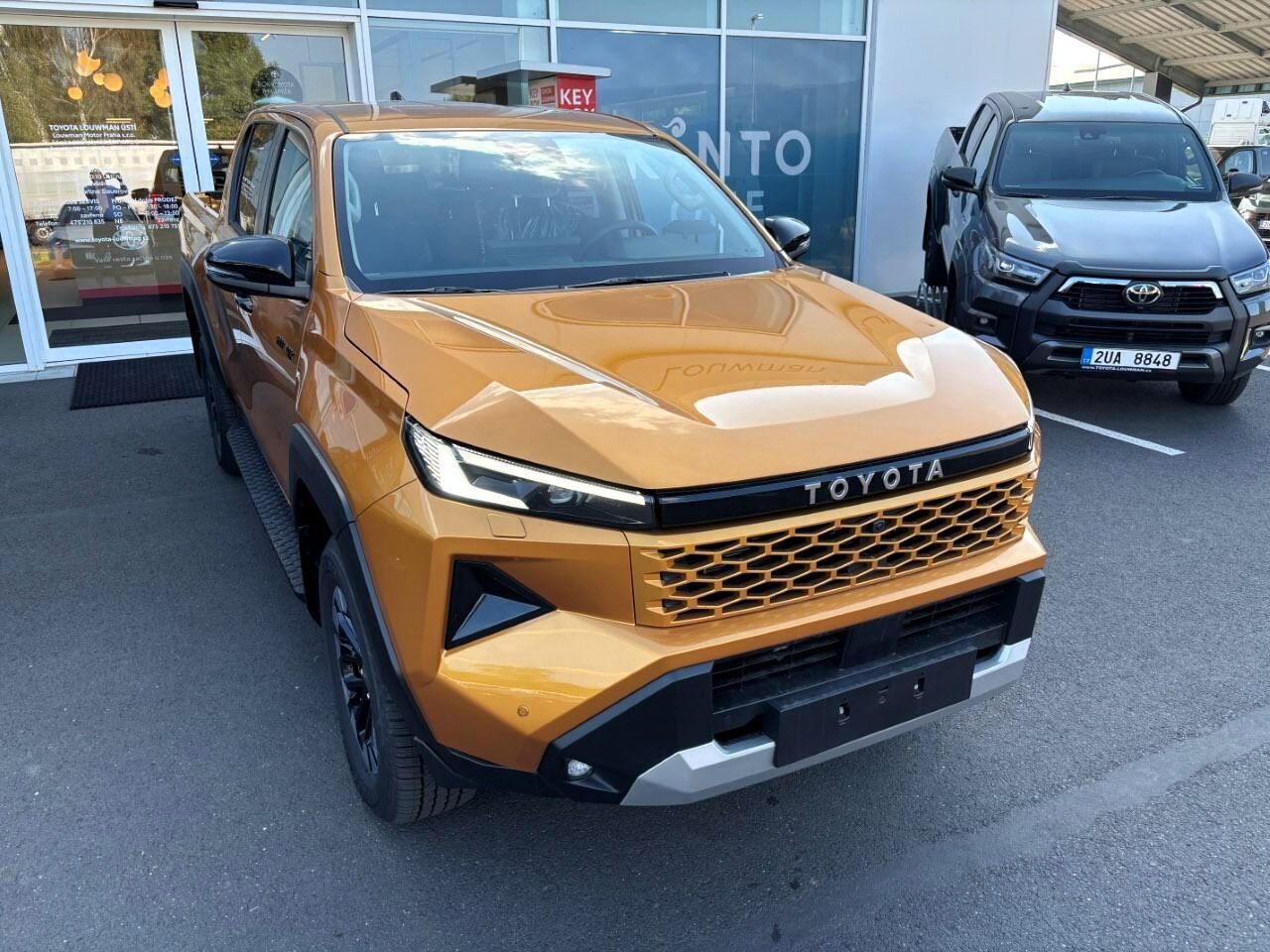Toyota Hilux, Executive 4x4