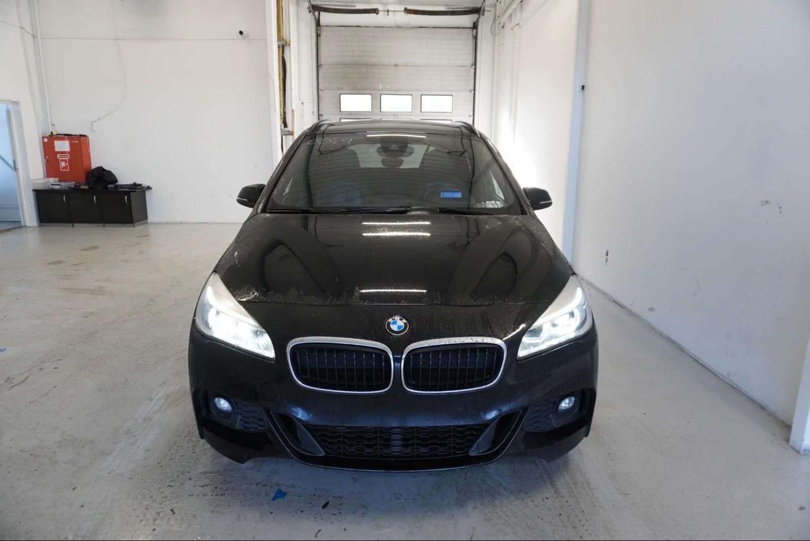 BMW Řada 2, 220D GRAND TOURER XDRIVE AUT. - fotka 2