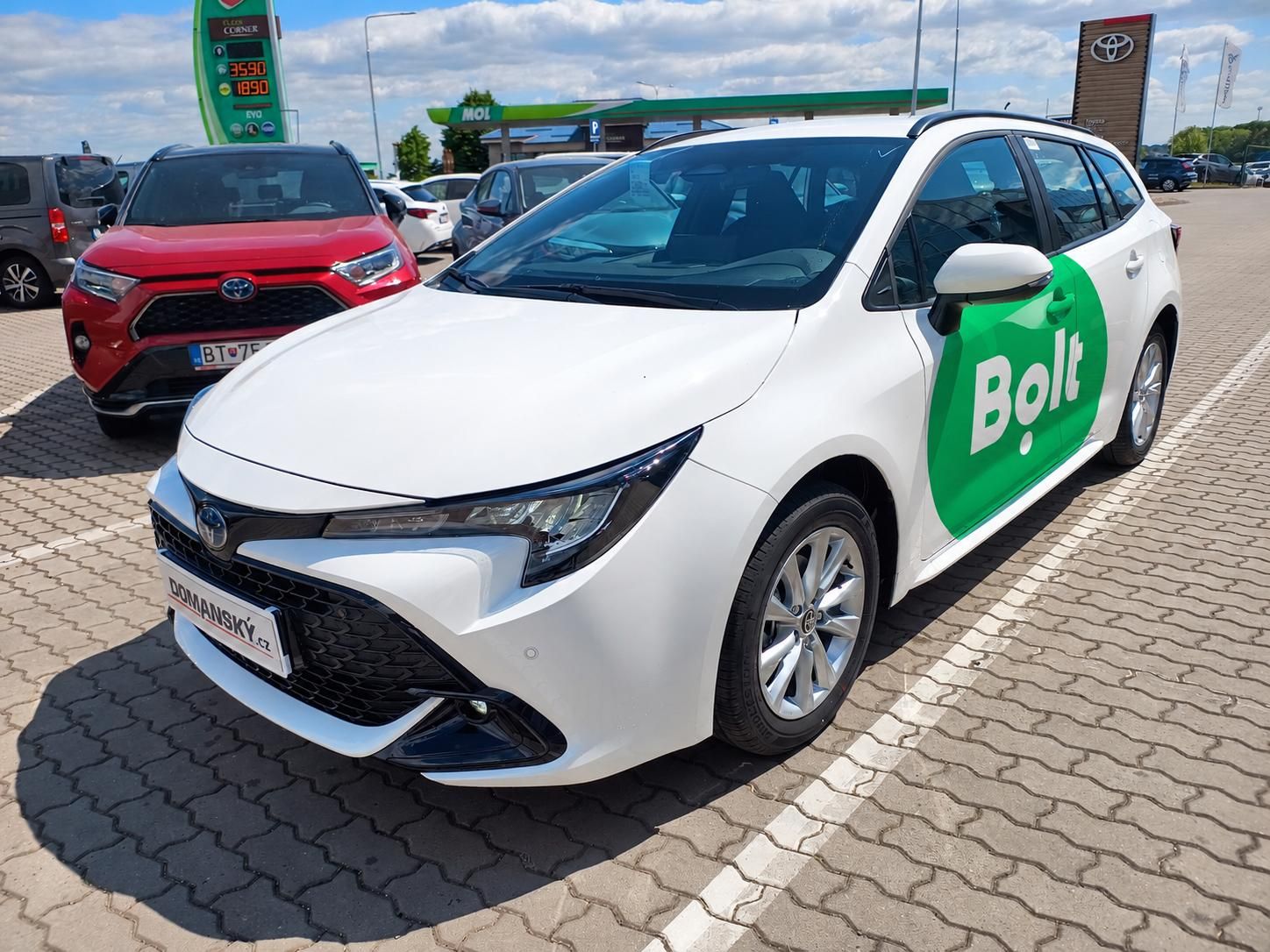 Toyota Corolla, TS 1.8 FHEV COMFORT TECH BOLT - fotka 2