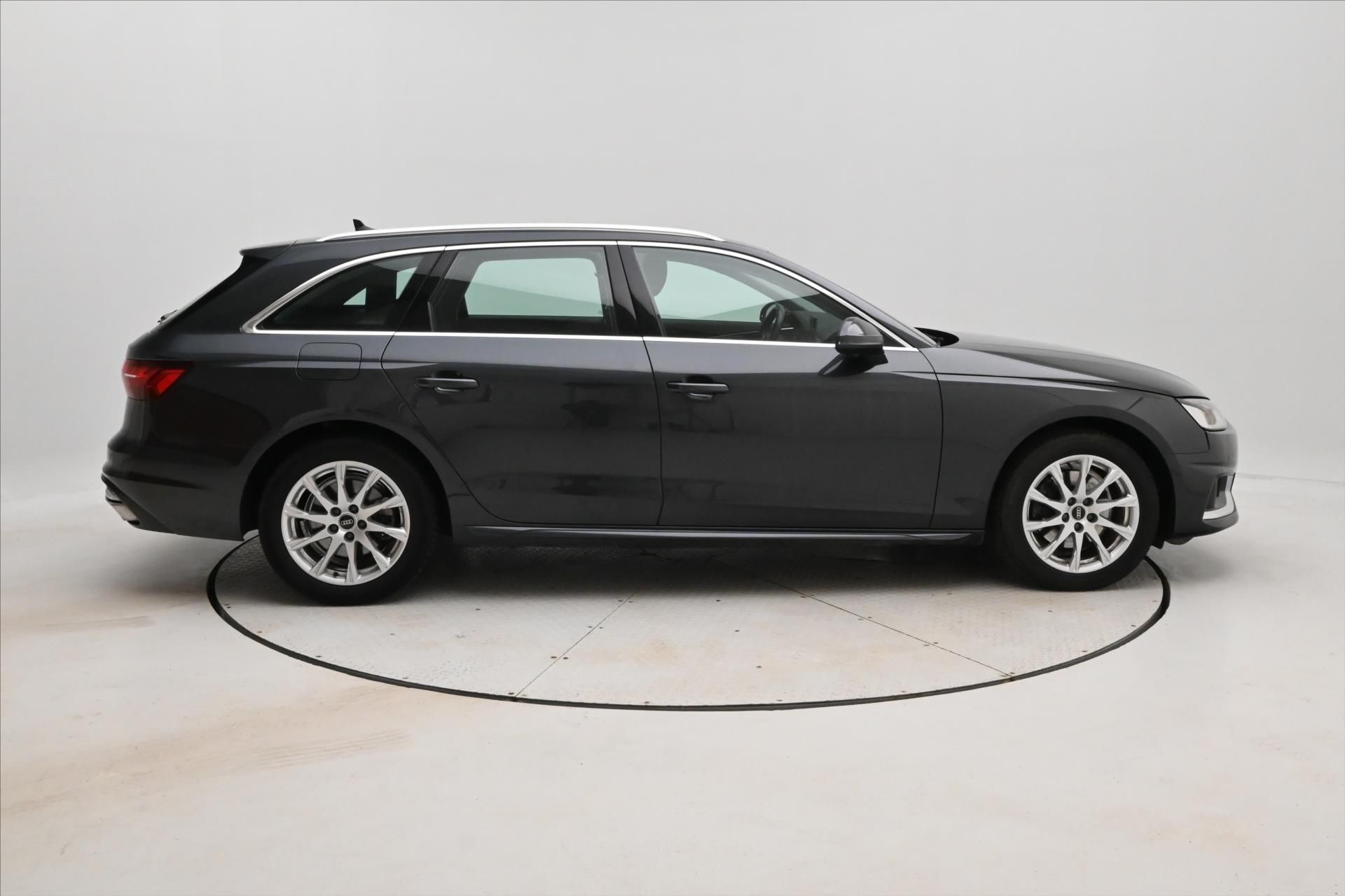 Audi A4 Avant, 2,0 TDI 120kW DSG Avant Záruka - fotka 4