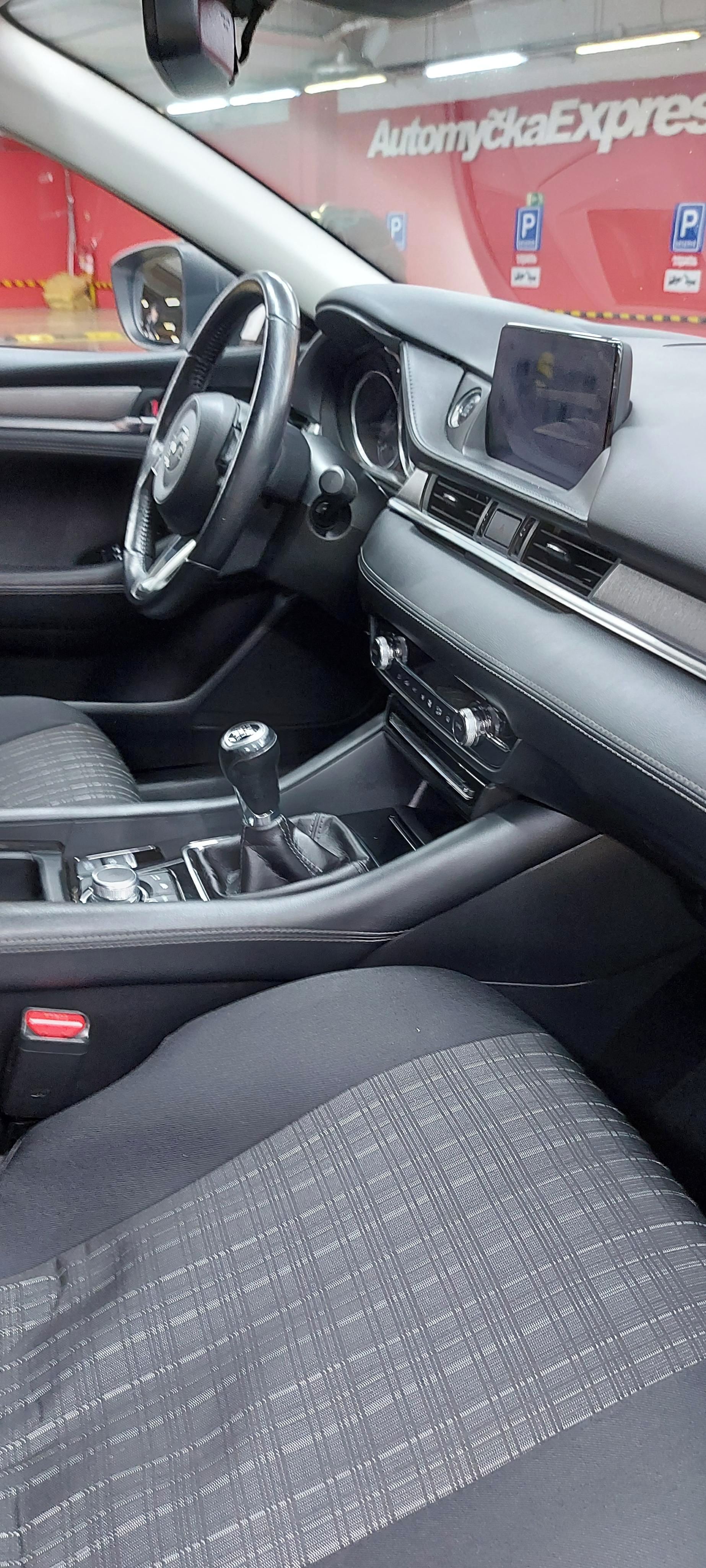 Mazda 6, 2.0, GH, 207 kW - fotka 5