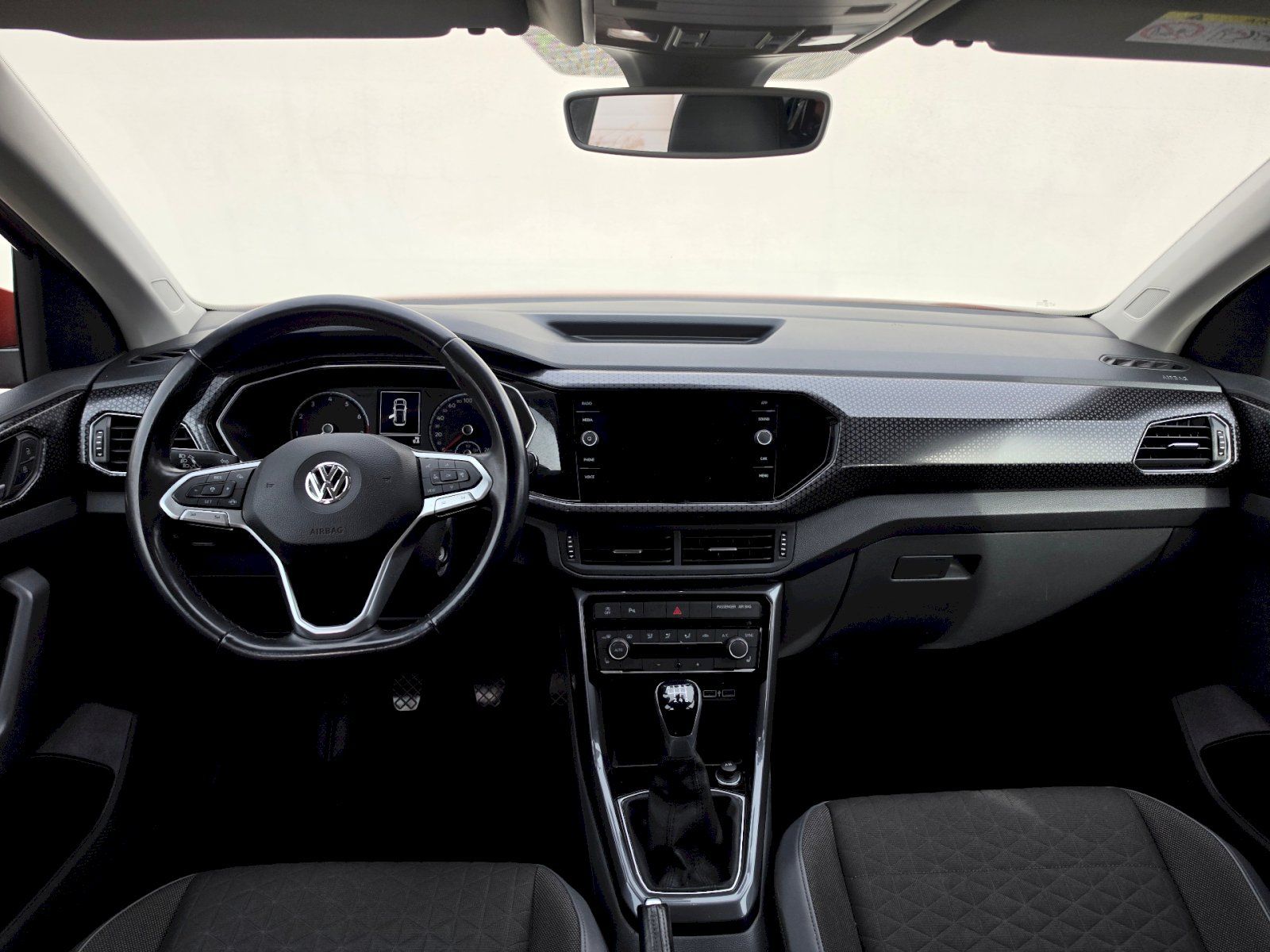 Volkswagen T-Cross, 1,0 TSi 85kW 6MAN - fotka 5