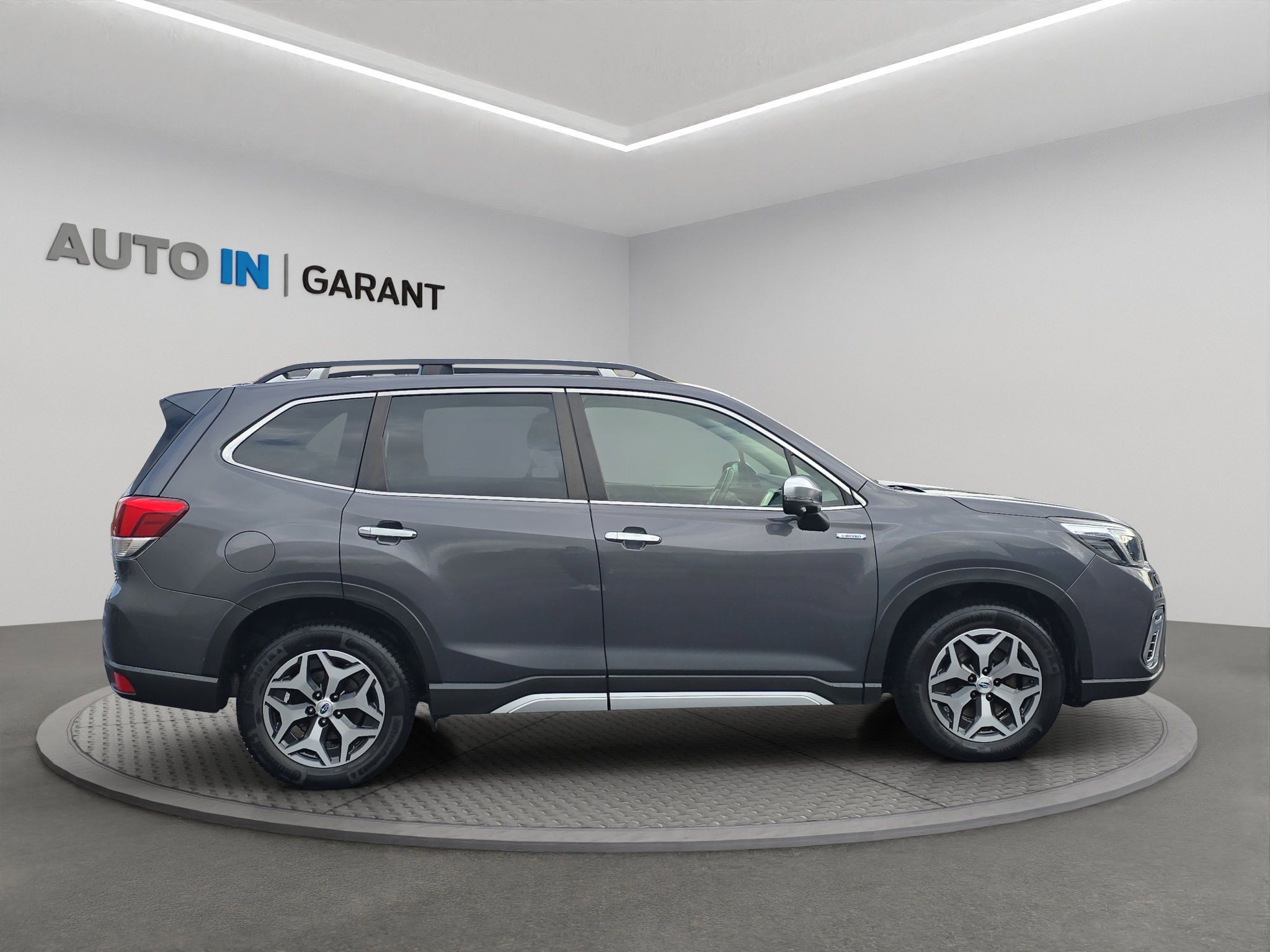 Subaru Forester, 2.0 HEV 110kW 4x4, Serv. kniha - fotka 4