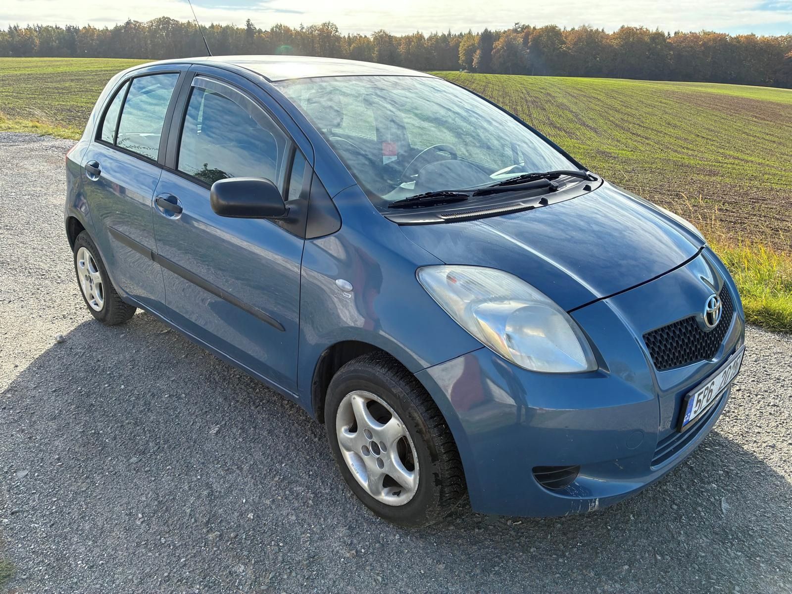 Toyota Yaris, 1,0i 51kW STK 07/27