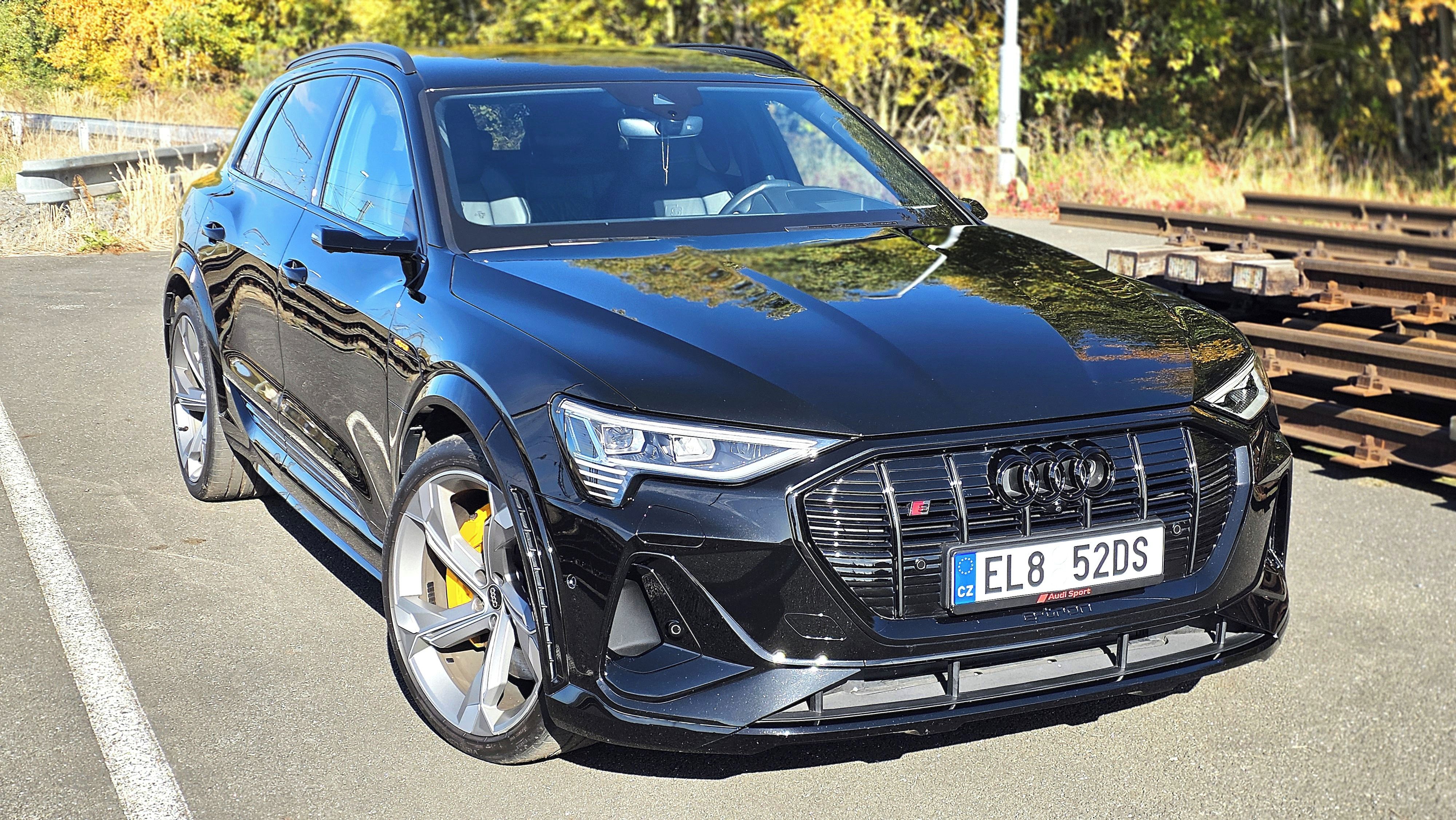 Audi e-tron, Audi E-tron S, tažné, B&O, 4x4 - fotka 5