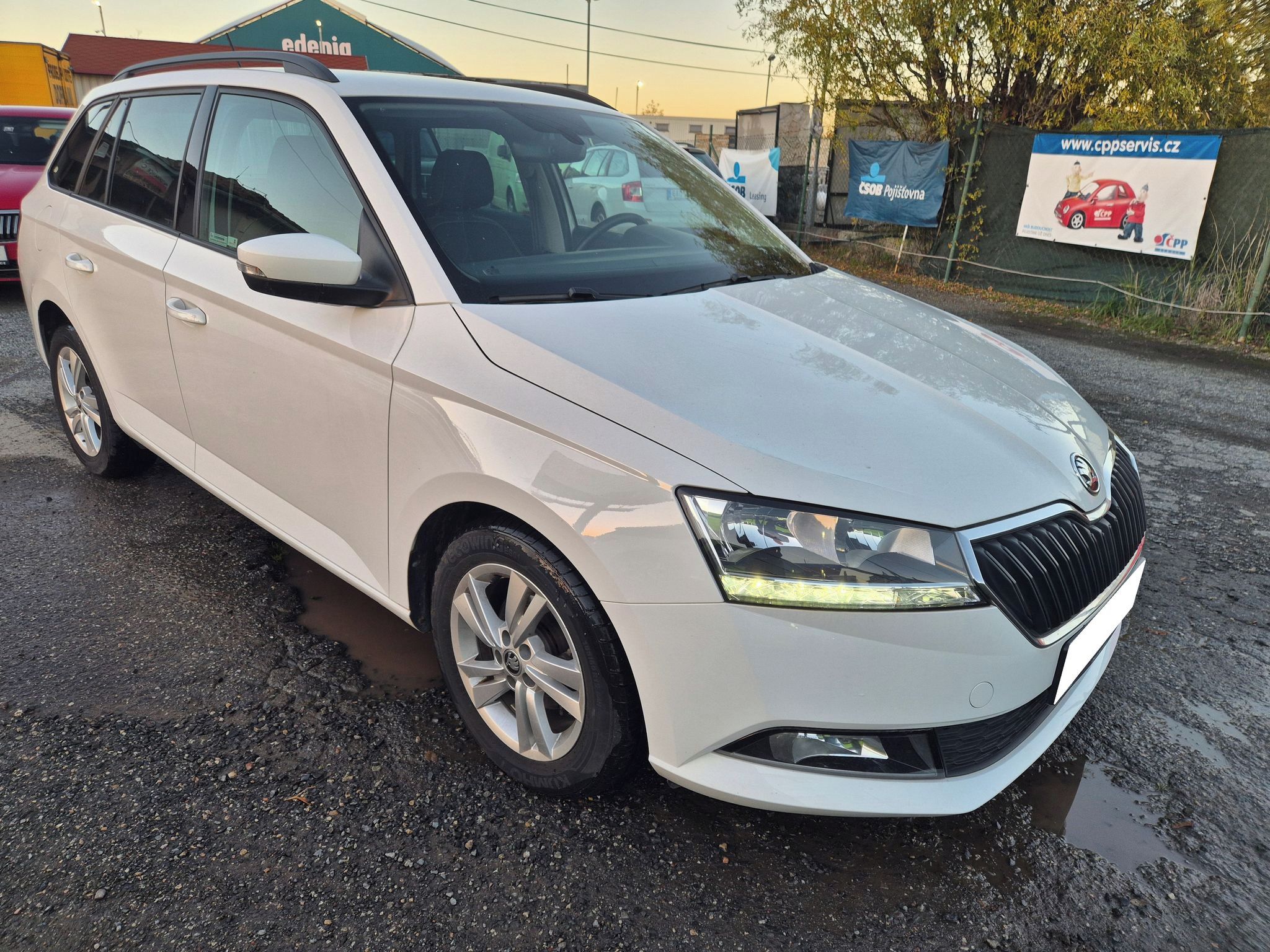 Škoda Fabia, Combi 1,0 TSI Ambition TOP - fotka 3