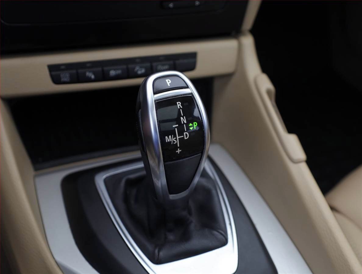 BMW X1, BMW X1 XDRIVE 20D - fotka 6