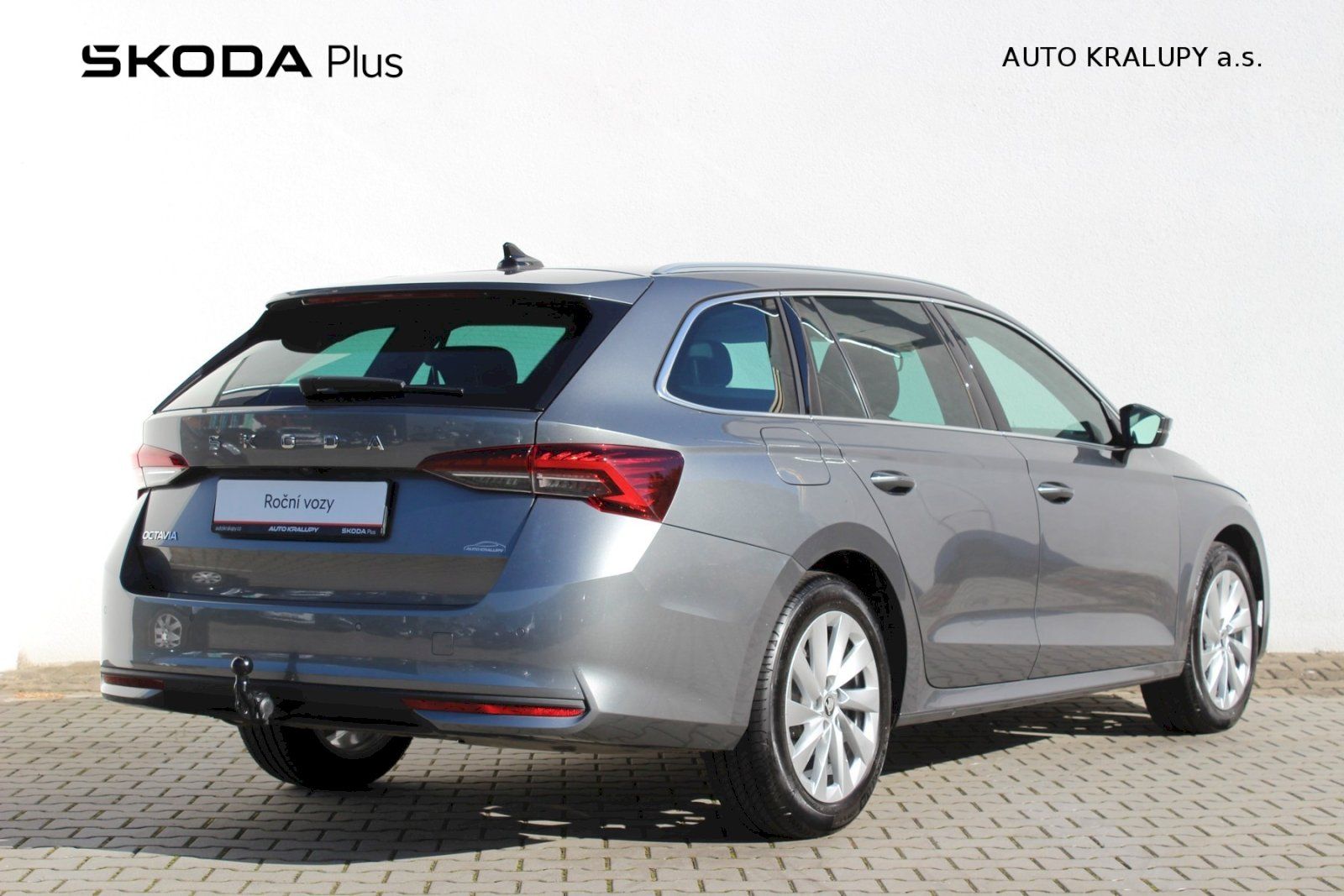 Škoda Octavia, DSG 1.5TSI/110kW Top Selection - fotka 2