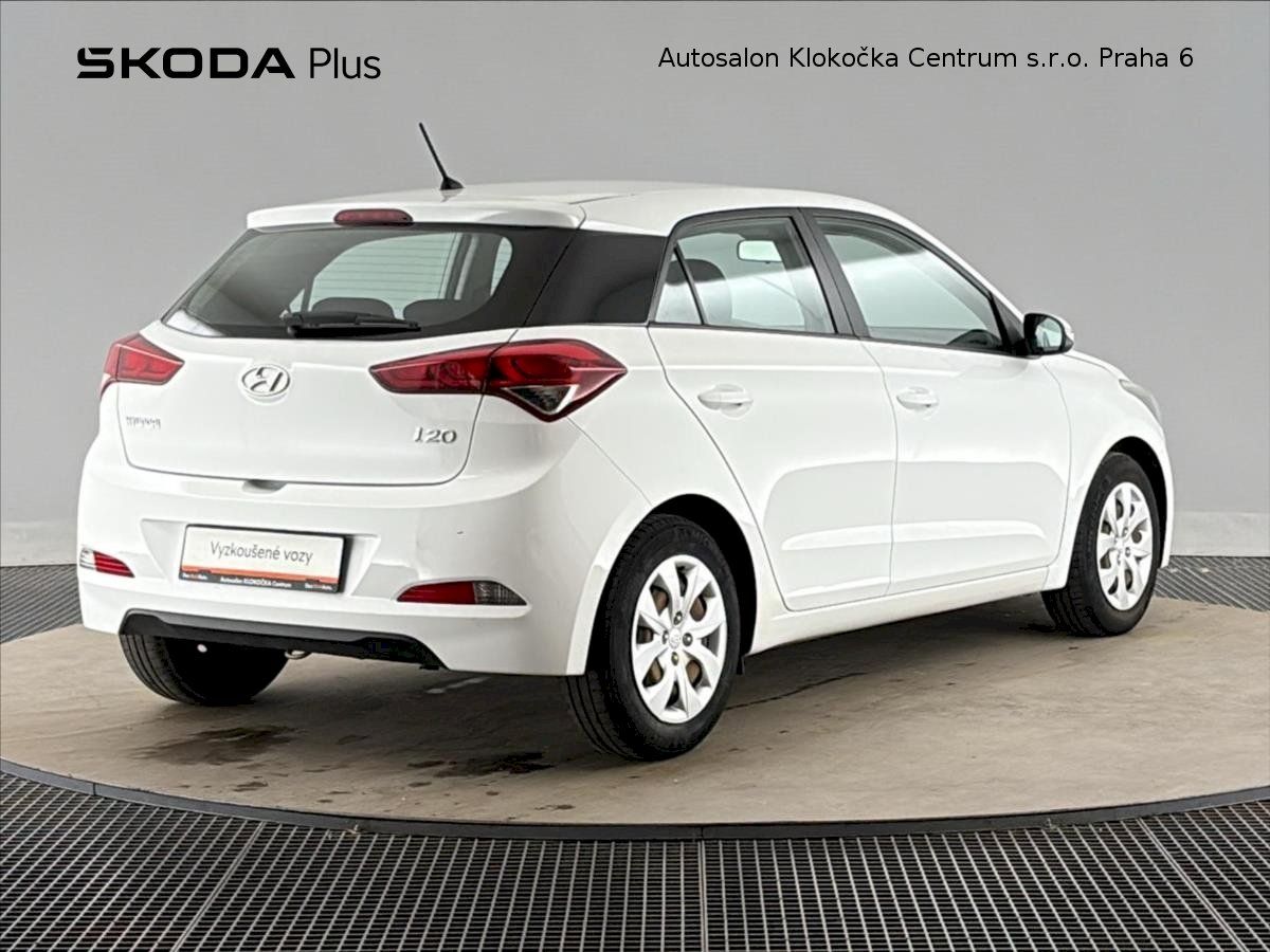 Hyundai i20, 1,2i55 kW - fotka 2