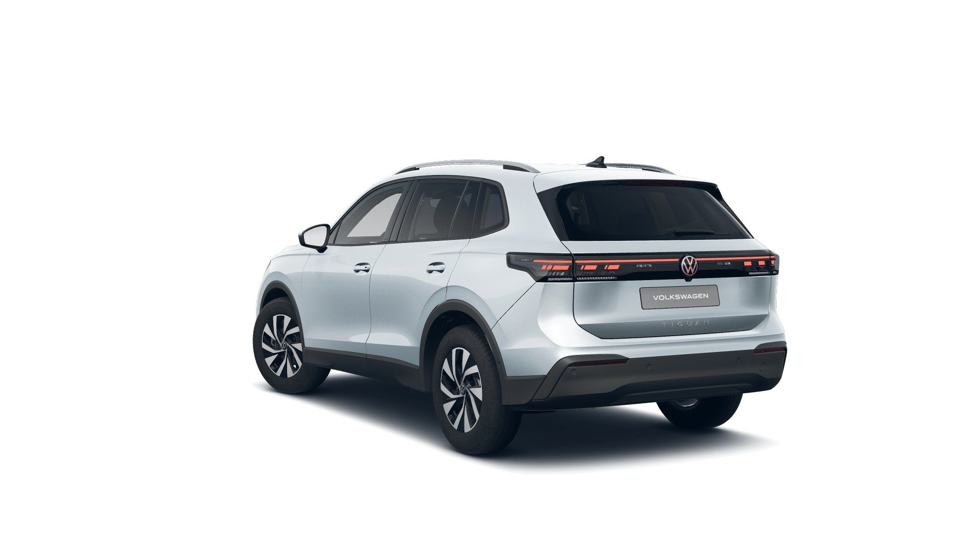 Volkswagen Tiguan, Tiguan People 1,5 eTSI 96 kW - fotka 3