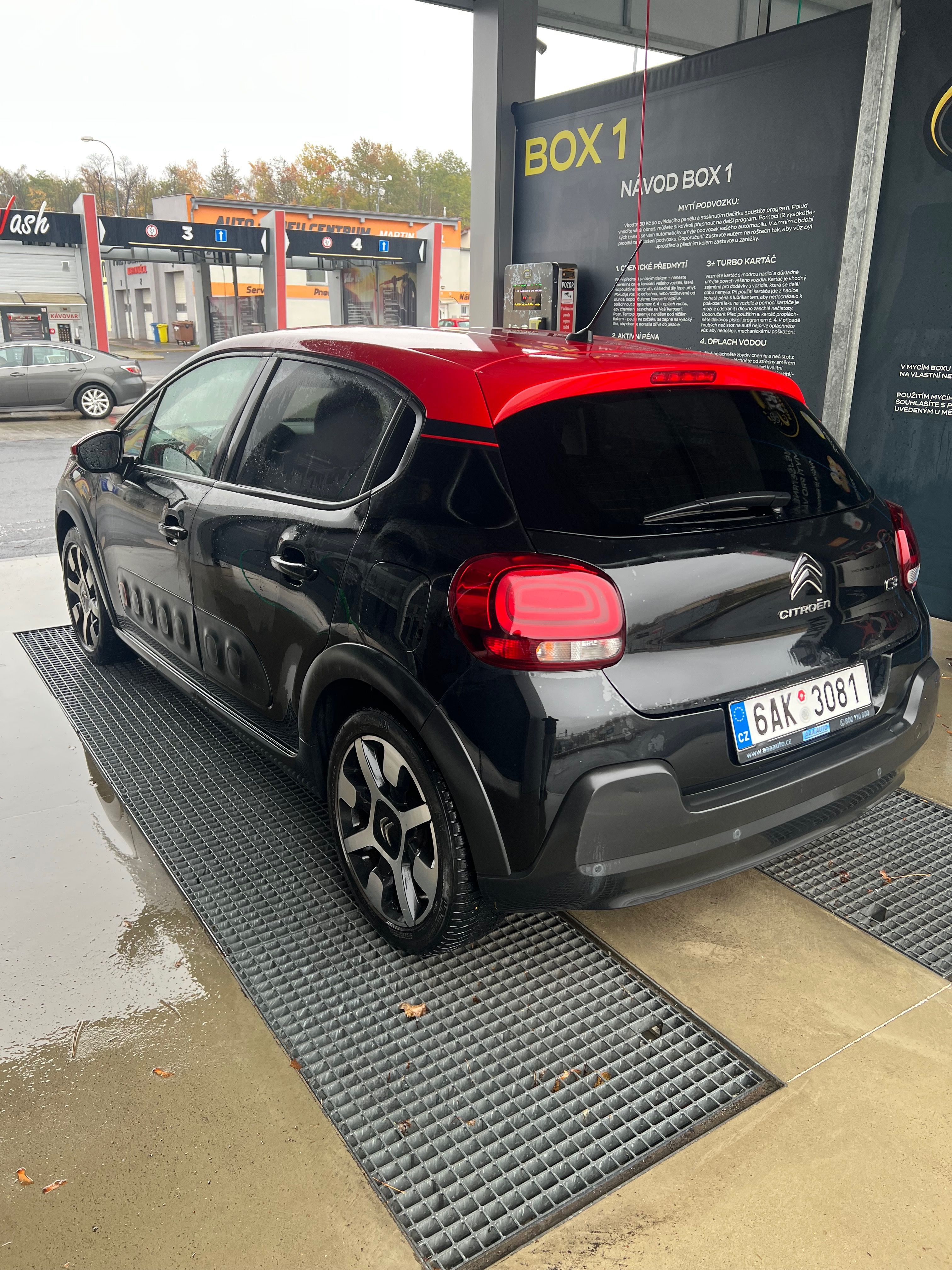 Citroën C3, 1.2 PureTech, Navi - fotka 3