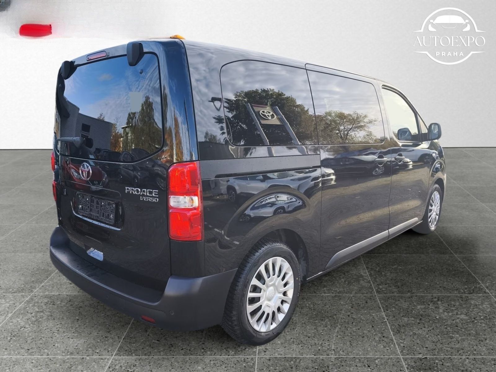 Toyota Proace Verso, 2,0 Automat*9MÍST*COMFORT - fotka 5