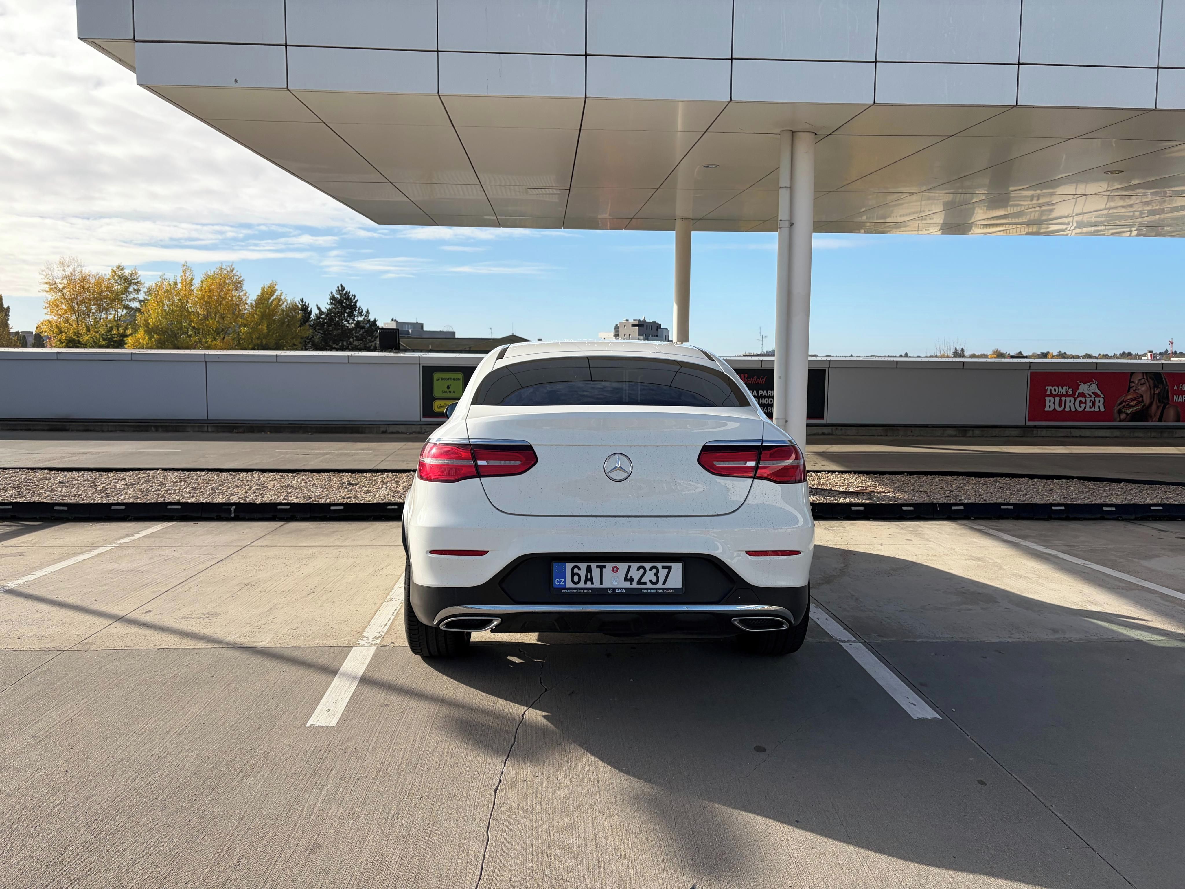Mercedes-Benz GLC, Coupé 250d 4MATIC - fotka 5