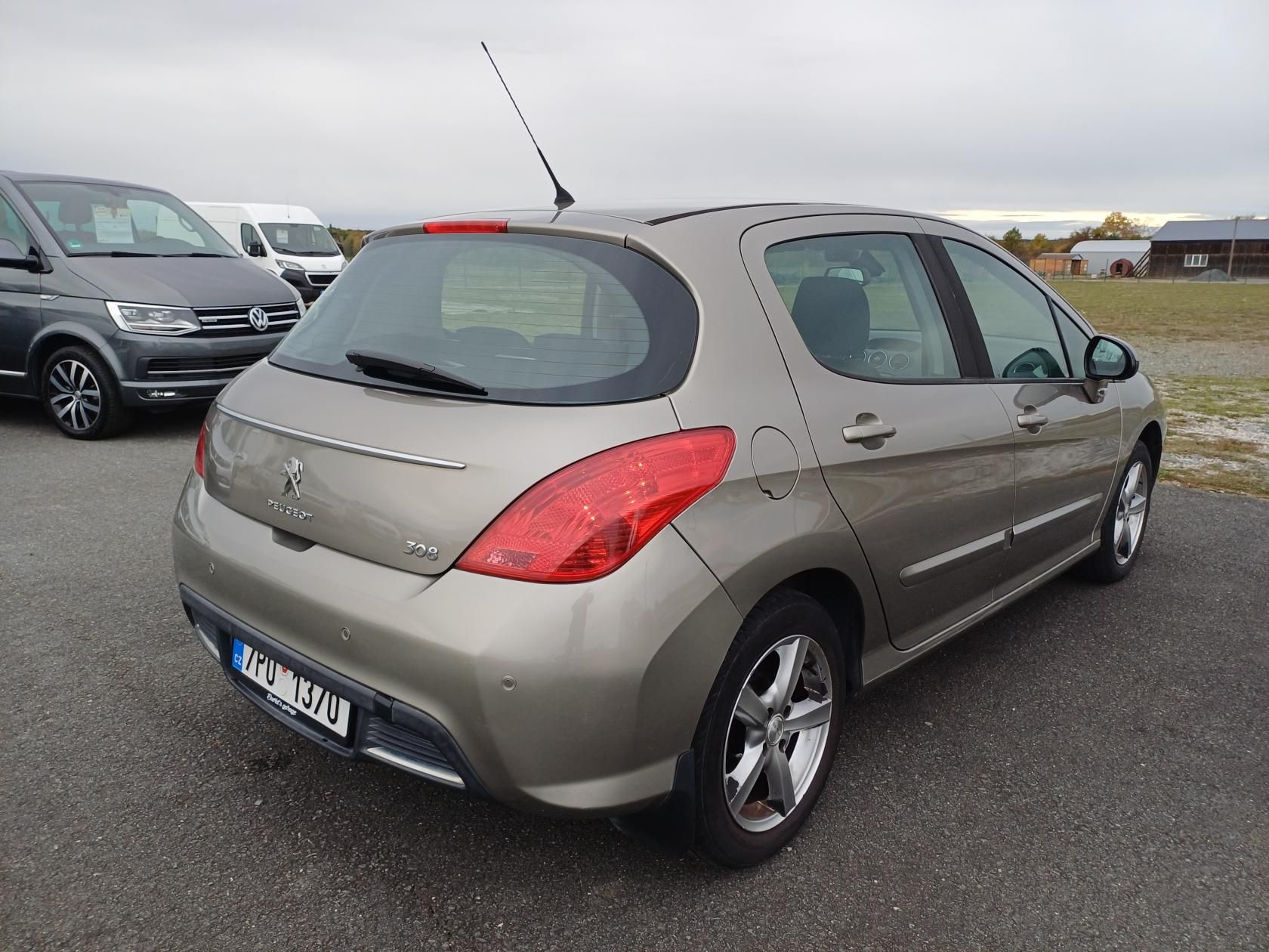 Peugeot 308, 1.6 VTi 88kW Klima - fotka 3