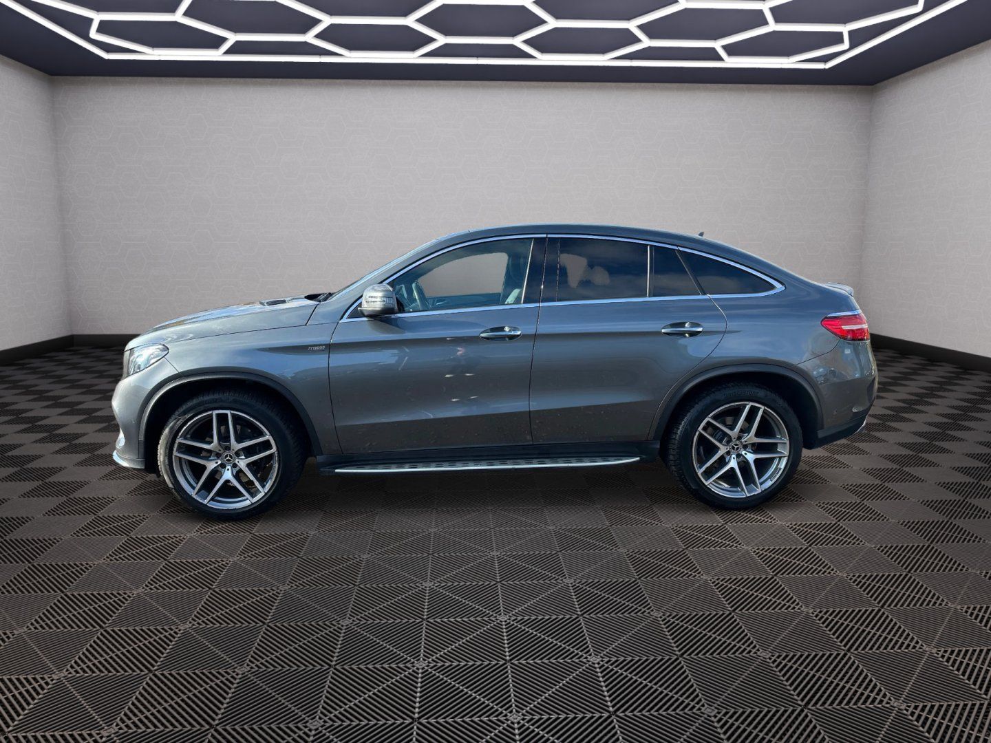 Mercedes-Benz GLE, 350D 4Maric 190kw - fotka 4