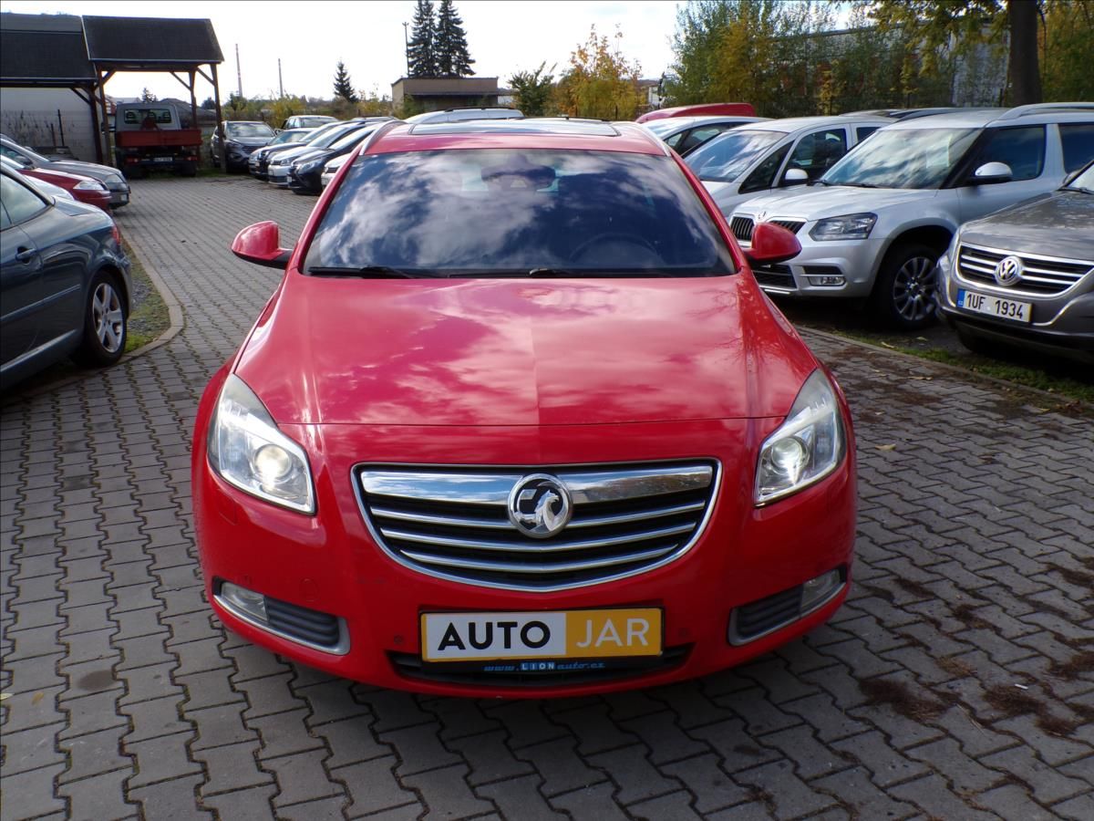 Opel Insignia, 2,0 BITURBO 4X4 143kW - fotka 2